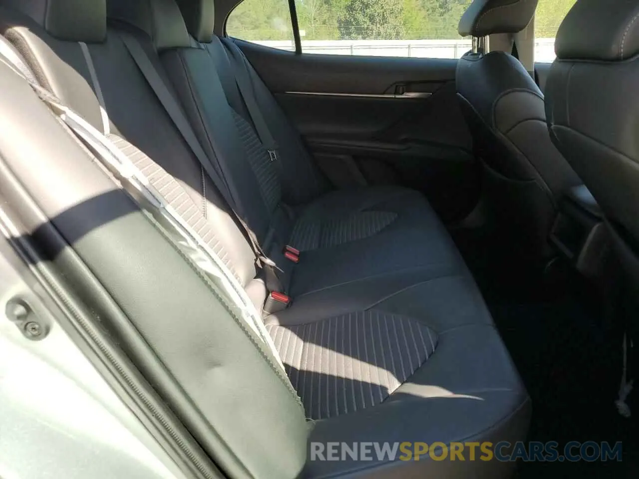 10 fotografías del automóvil dañado 4T1G11AK7RU190835 TOYOTA CAMRY 2024