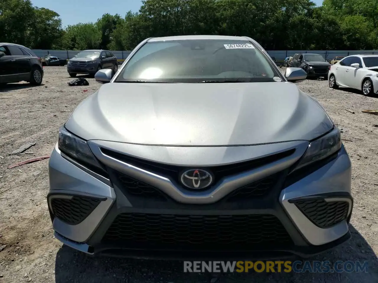 5 fotografías del automóvil dañado 4T1G11AK7RU220805 TOYOTA CAMRY 2024