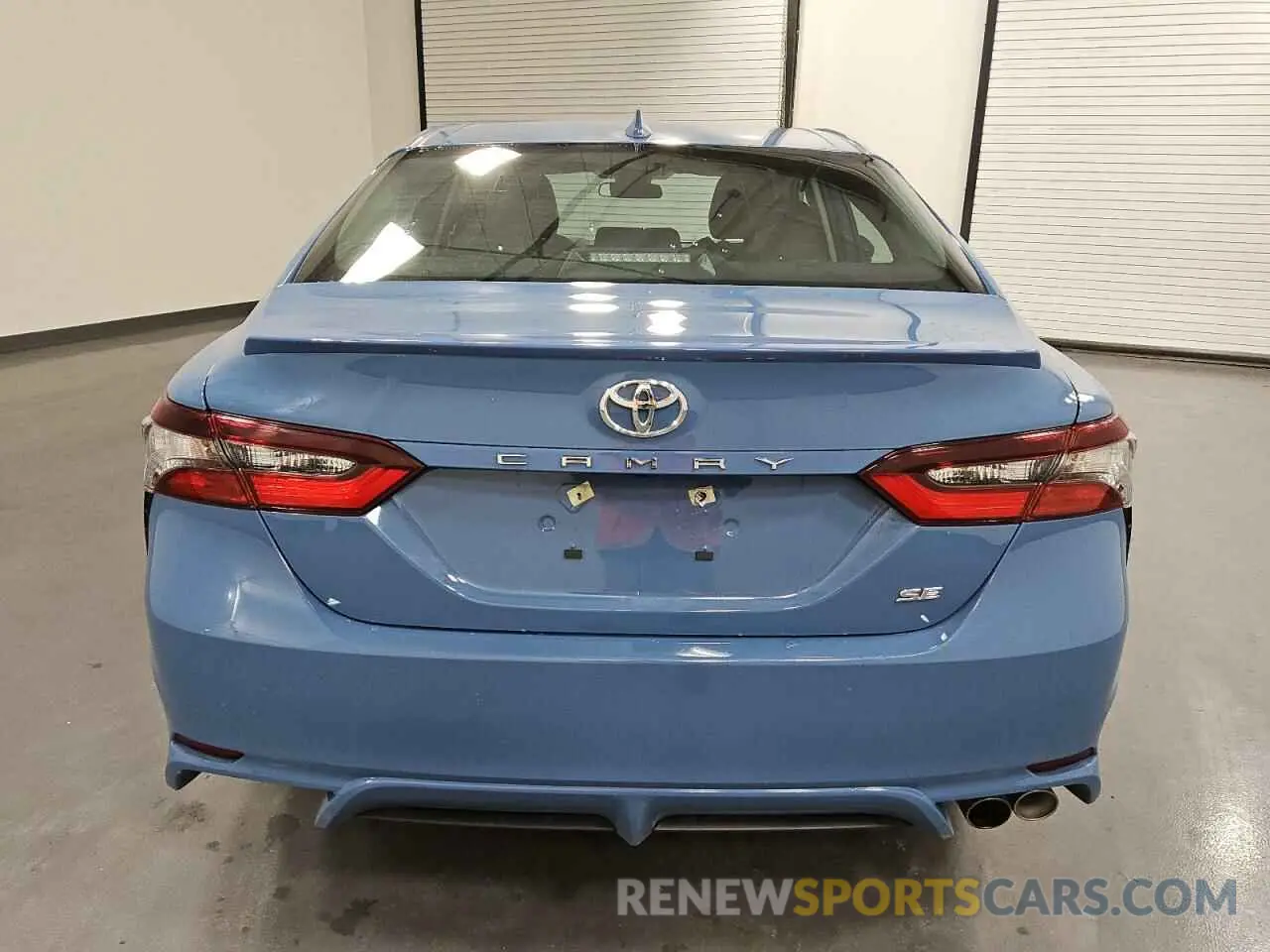 6 fotografías del automóvil dañado 4T1G11AK7RU221579 TOYOTA CAMRY 2024
