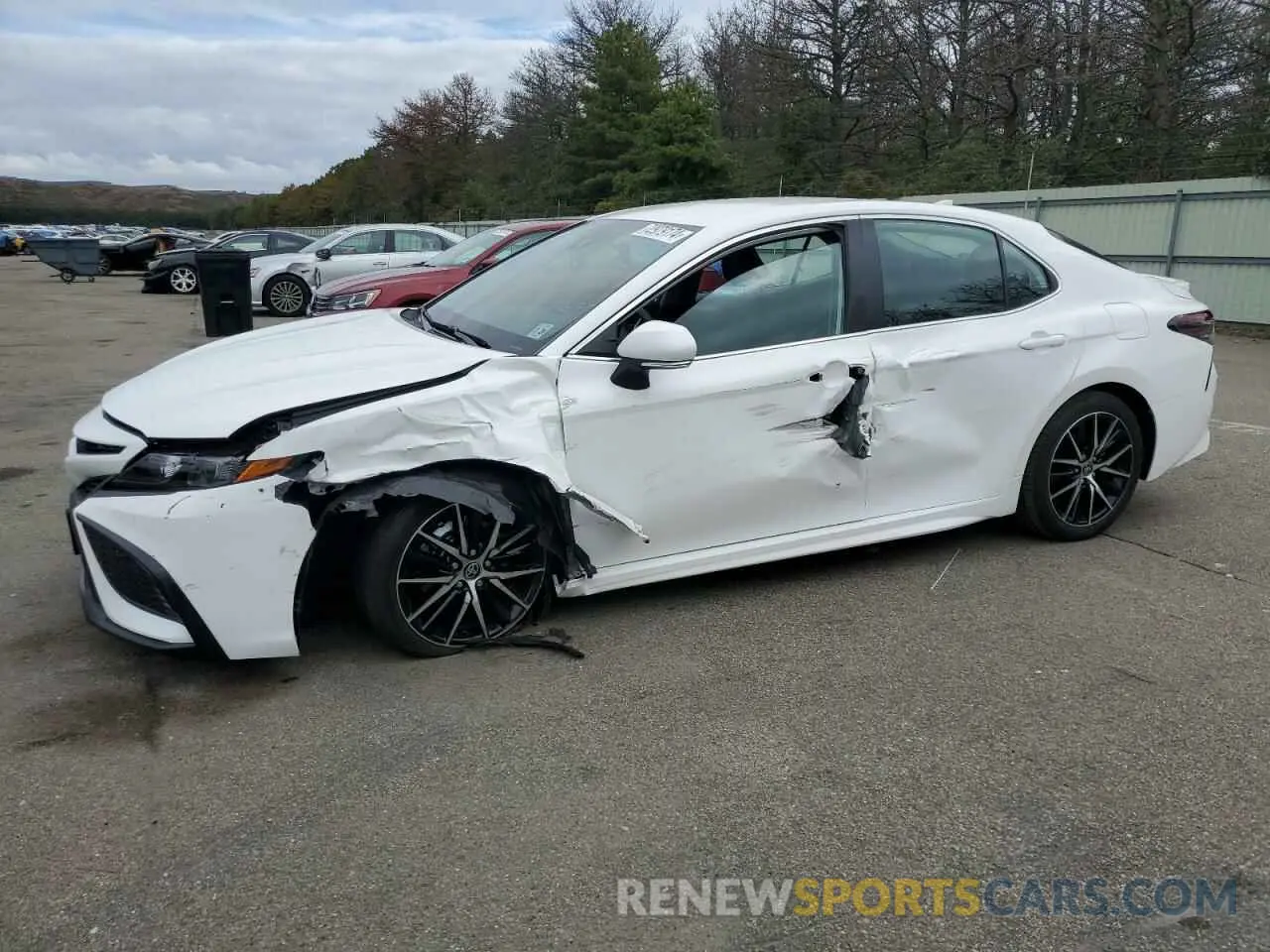 1 fotografías del automóvil dañado 4T1G11AK7RU229178 TOYOTA CAMRY 2024