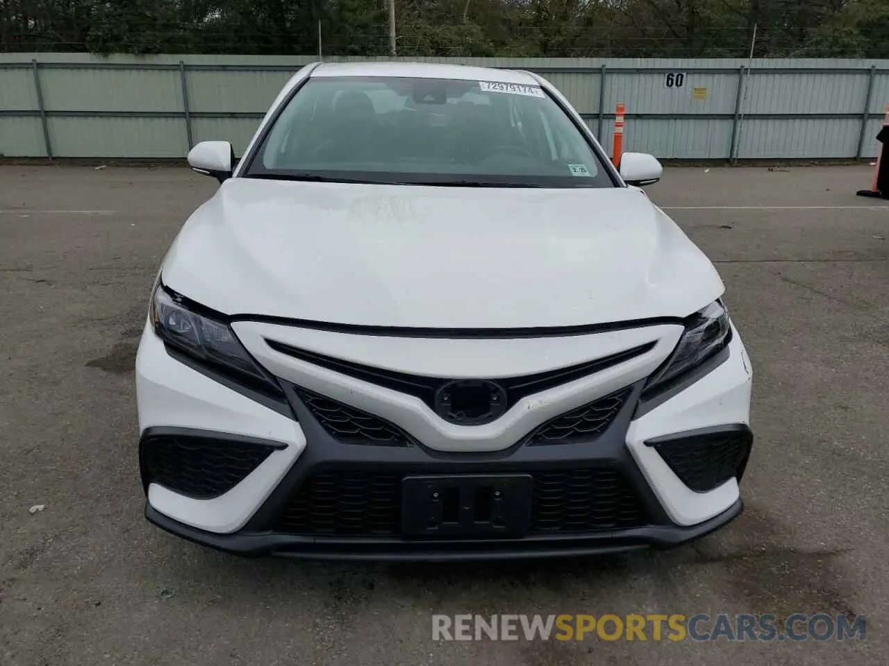 5 fotografías del automóvil dañado 4T1G11AK7RU229178 TOYOTA CAMRY 2024
