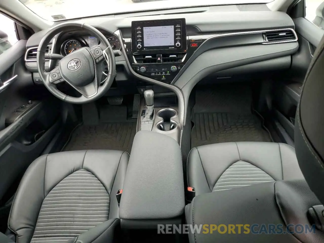 8 fotografías del automóvil dañado 4T1G11AK7RU229178 TOYOTA CAMRY 2024