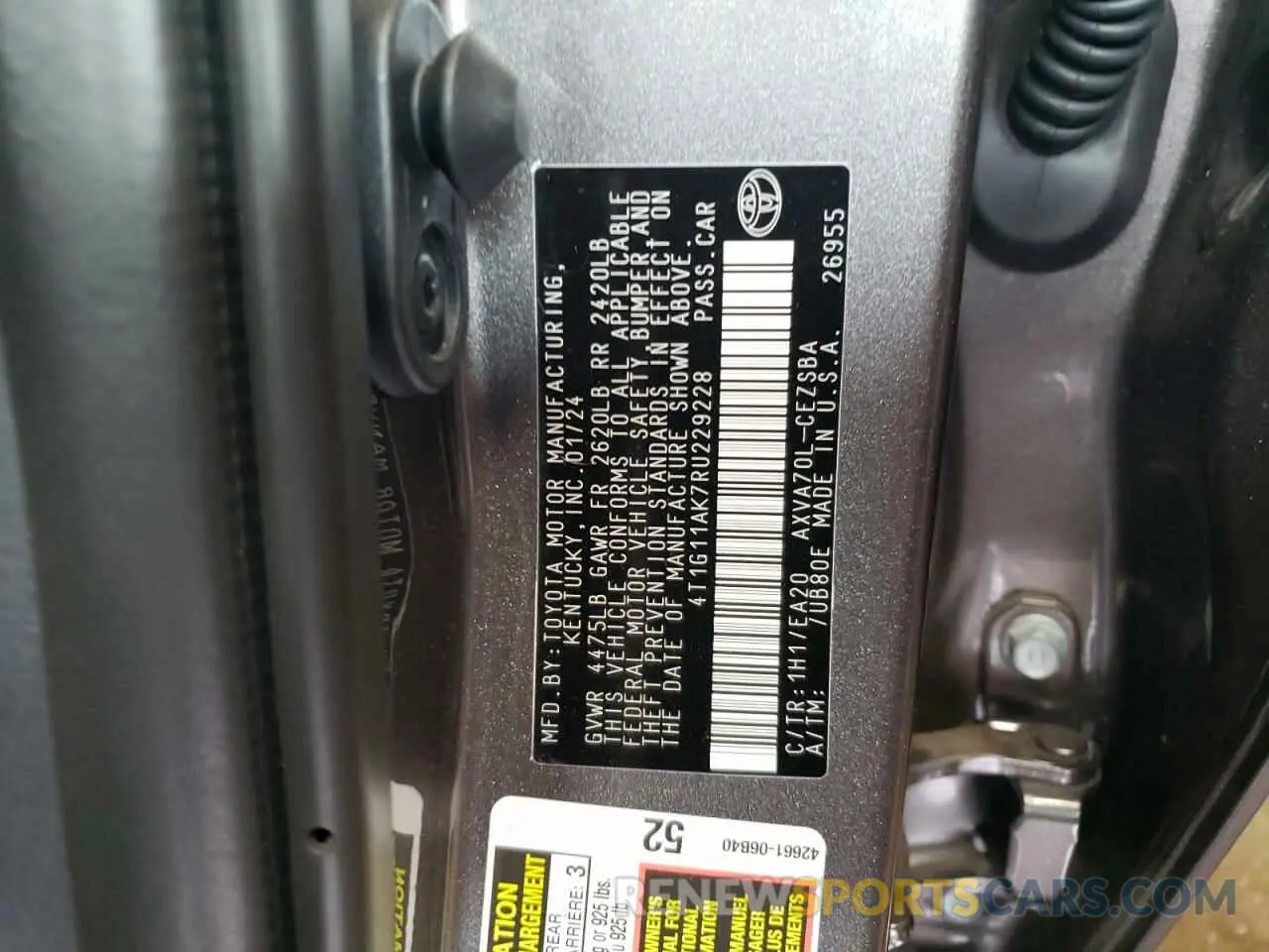 13 fotografías del automóvil dañado 4T1G11AK7RU229228 TOYOTA CAMRY 2024