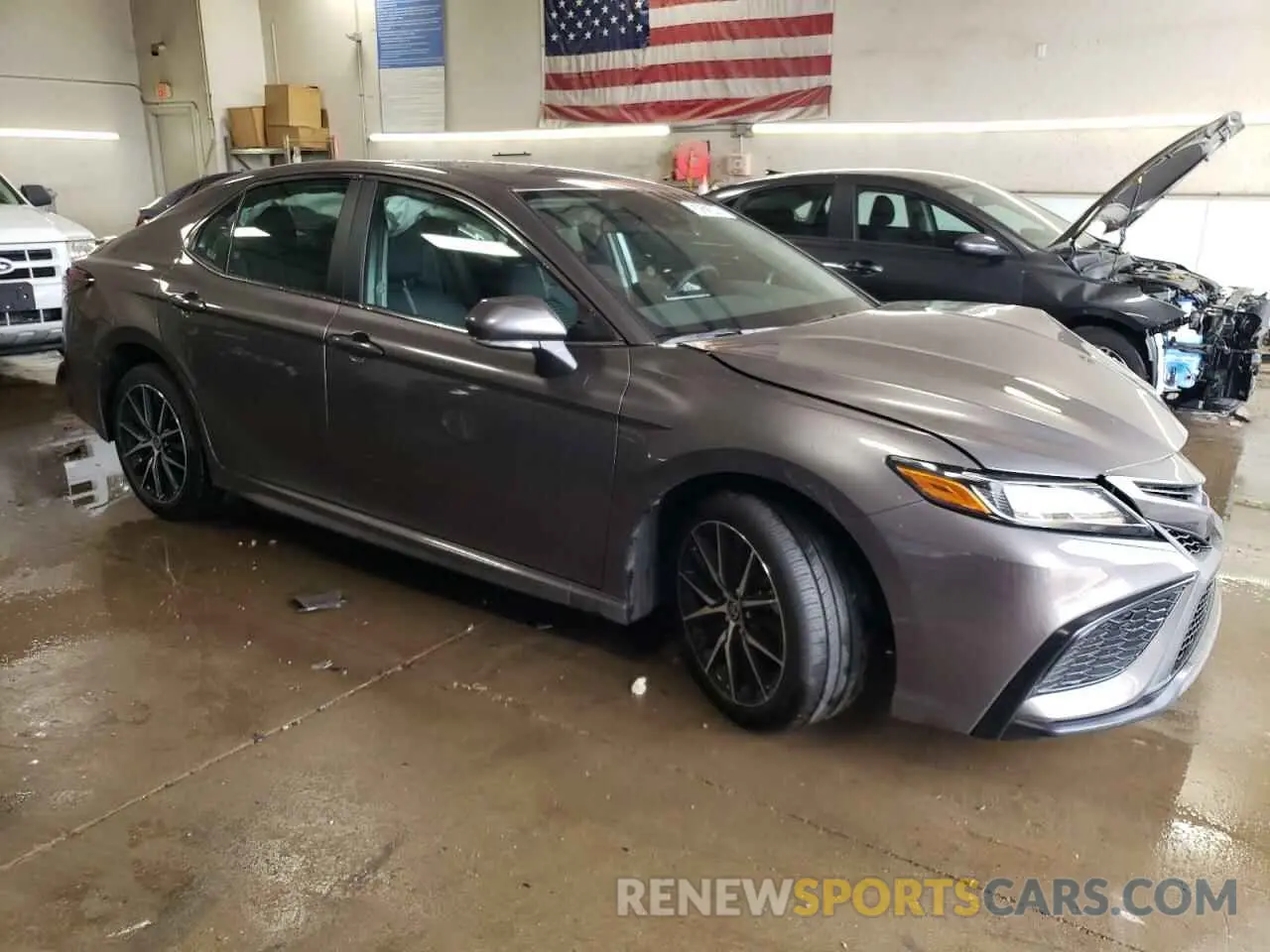4 fotografías del automóvil dañado 4T1G11AK7RU229228 TOYOTA CAMRY 2024
