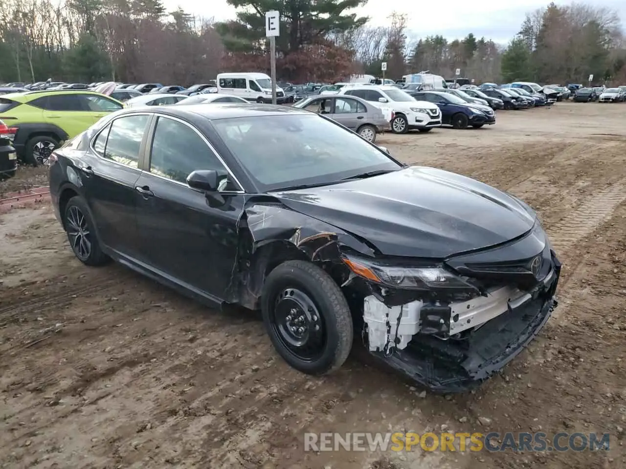 4 fotografías del automóvil dañado 4T1G11AK7RU250757 TOYOTA CAMRY 2024