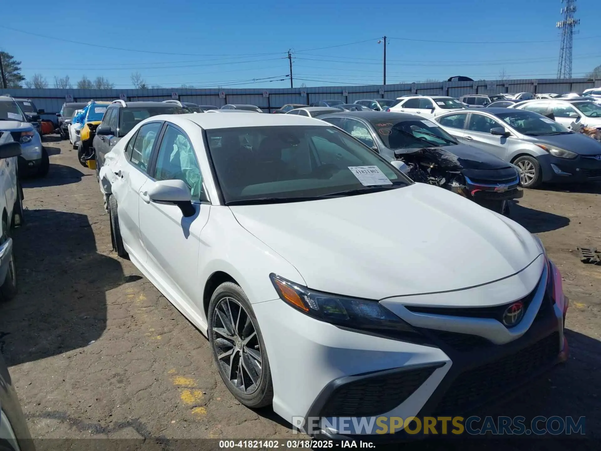 1 fotografías del automóvil dañado 4T1G11AK7RU860366 TOYOTA CAMRY 2024
