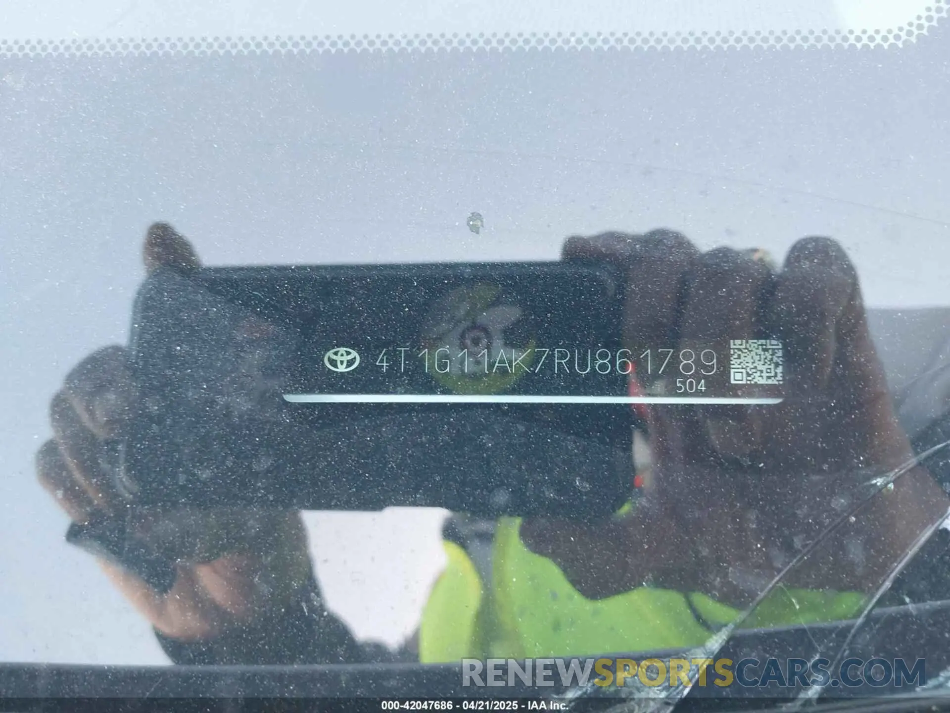 9 fotografías del automóvil dañado 4T1G11AK7RU861789 TOYOTA CAMRY 2024