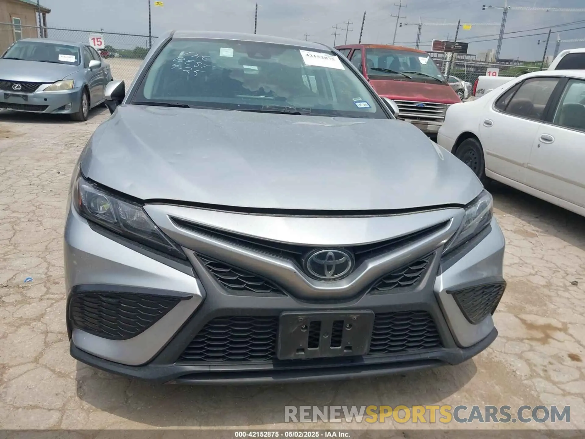 12 fotografías del automóvil dañado 4T1G11AK7RU891603 TOYOTA CAMRY 2024