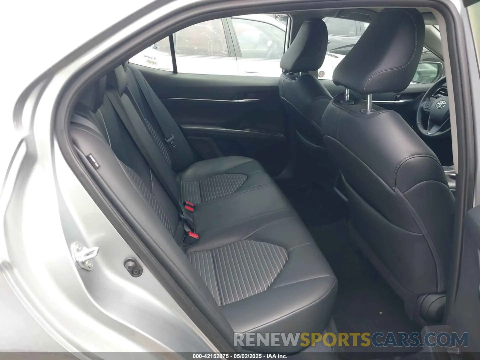 8 fotografías del automóvil dañado 4T1G11AK7RU891603 TOYOTA CAMRY 2024