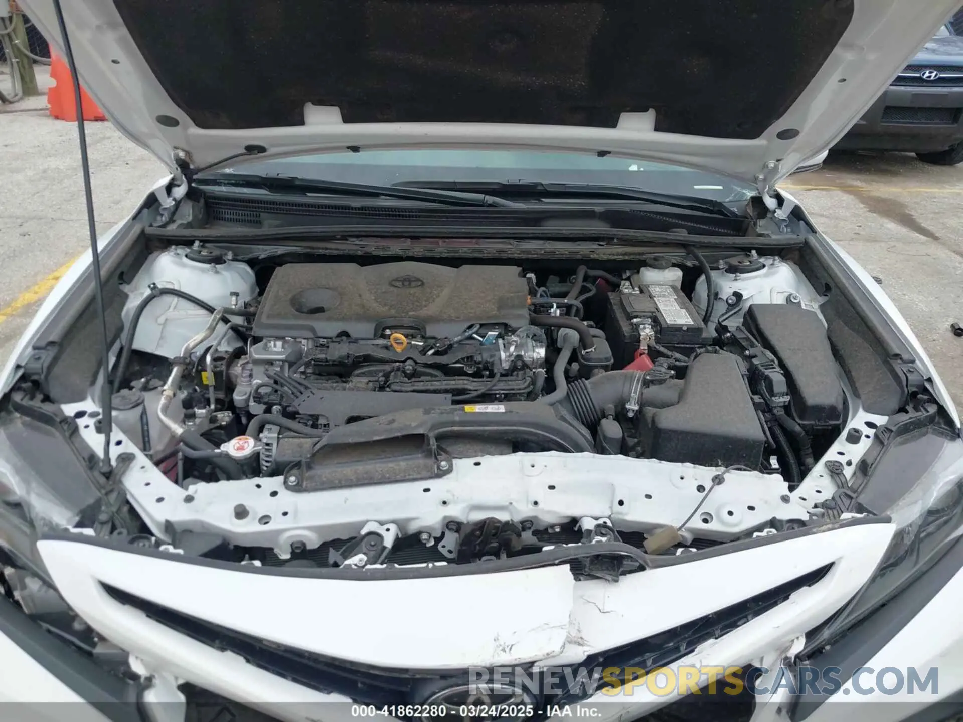 10 fotografías del automóvil dañado 4T1G11AK7RU911641 TOYOTA CAMRY 2024