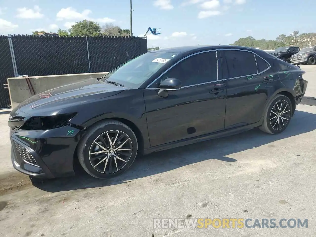 1 fotografías del automóvil dañado 4T1G11AK8RU188978 TOYOTA CAMRY 2024