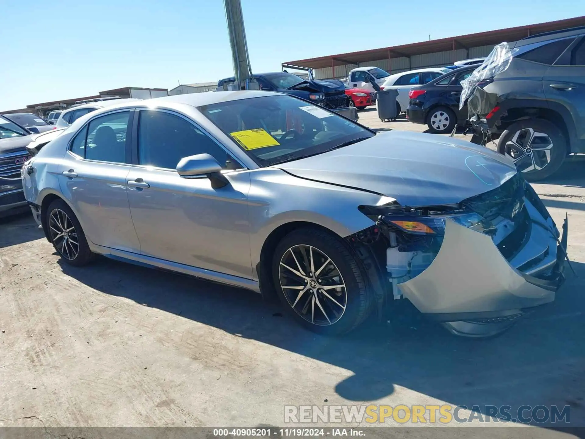 14 fotografías del automóvil dañado 4T1G11AK8RU195672 TOYOTA CAMRY 2024