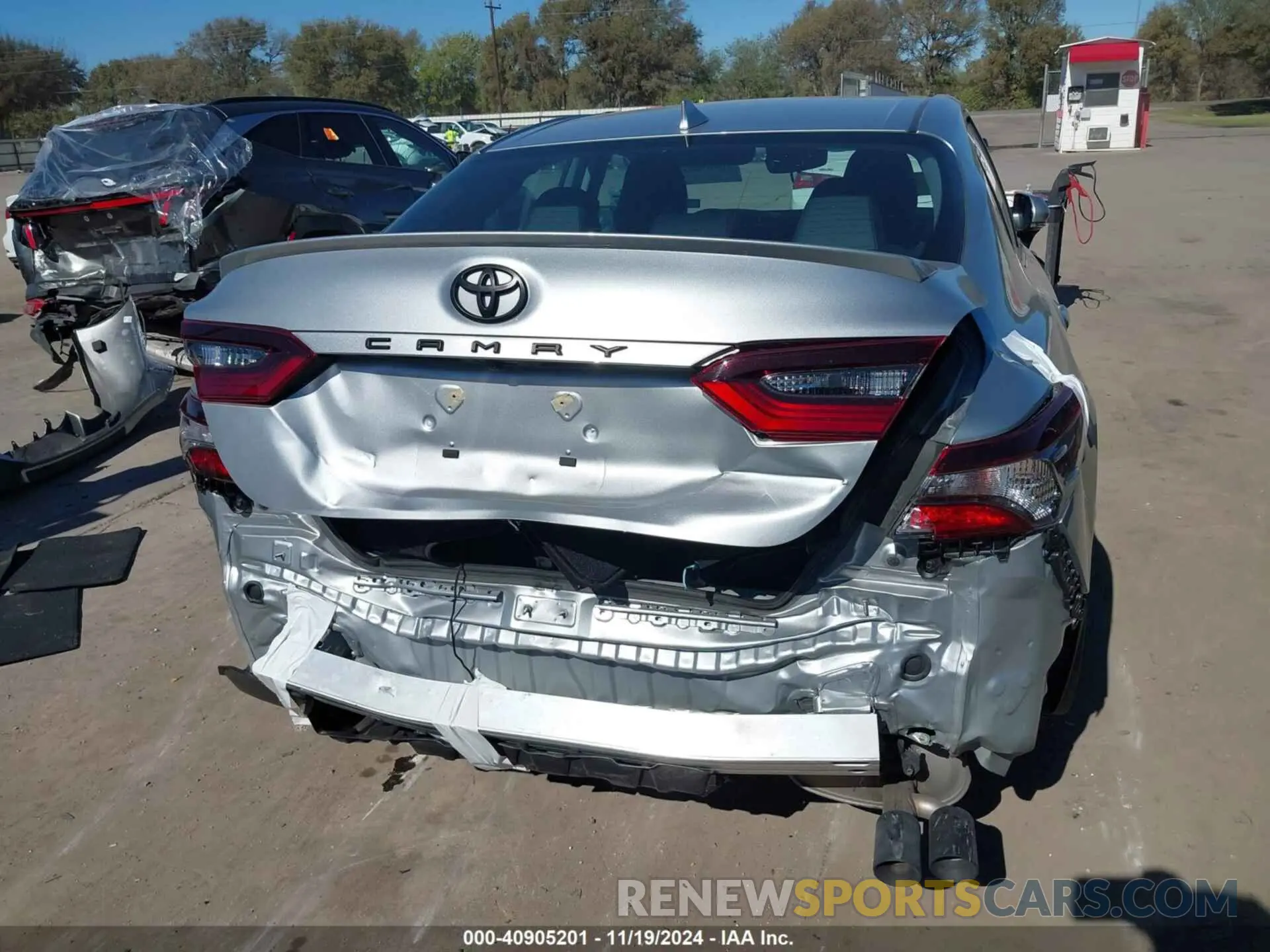 17 fotografías del automóvil dañado 4T1G11AK8RU195672 TOYOTA CAMRY 2024