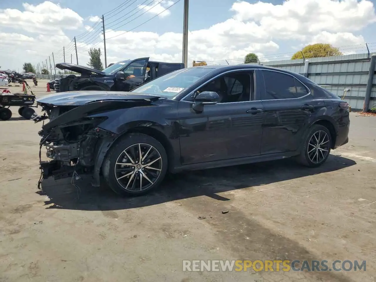 1 fotografías del automóvil dañado 4T1G11AK8RU202958 TOYOTA CAMRY 2024