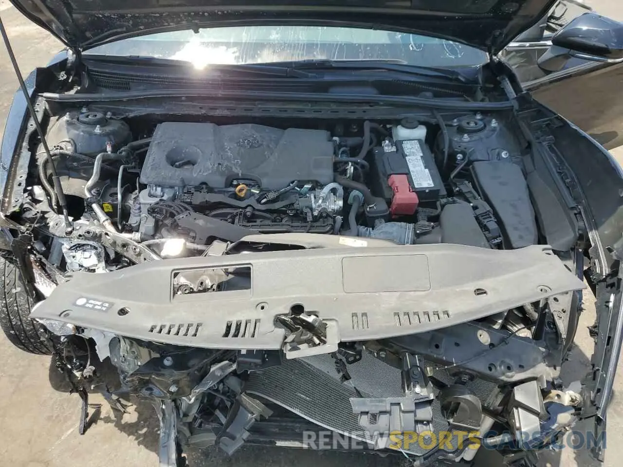 13 fotografías del automóvil dañado 4T1G11AK8RU202958 TOYOTA CAMRY 2024