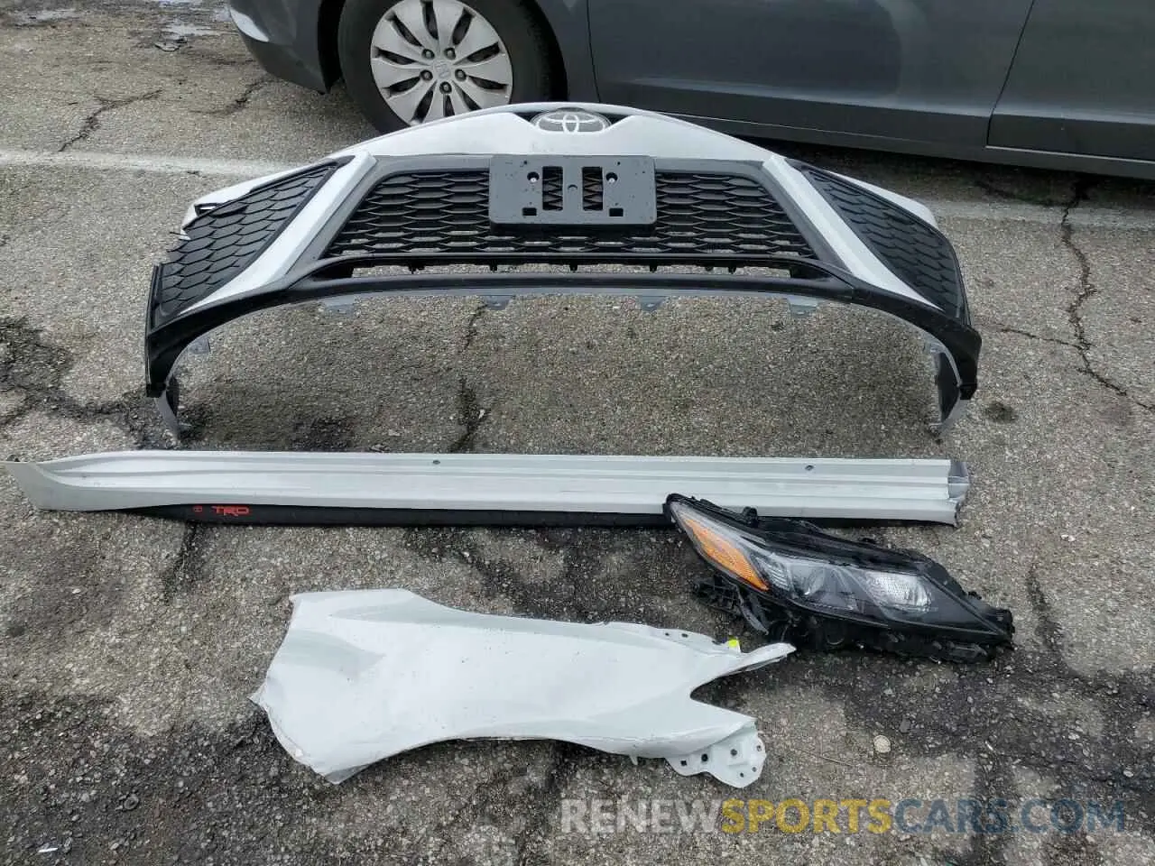 12 fotografías del automóvil dañado 4T1G11AK8RU222787 TOYOTA CAMRY 2024