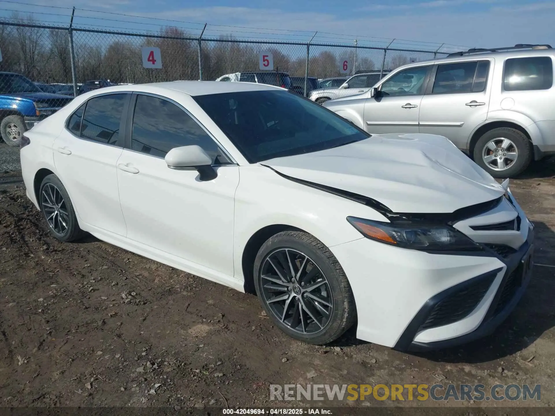 1 fotografías del automóvil dañado 4T1G11AK8RU238682 TOYOTA CAMRY 2024