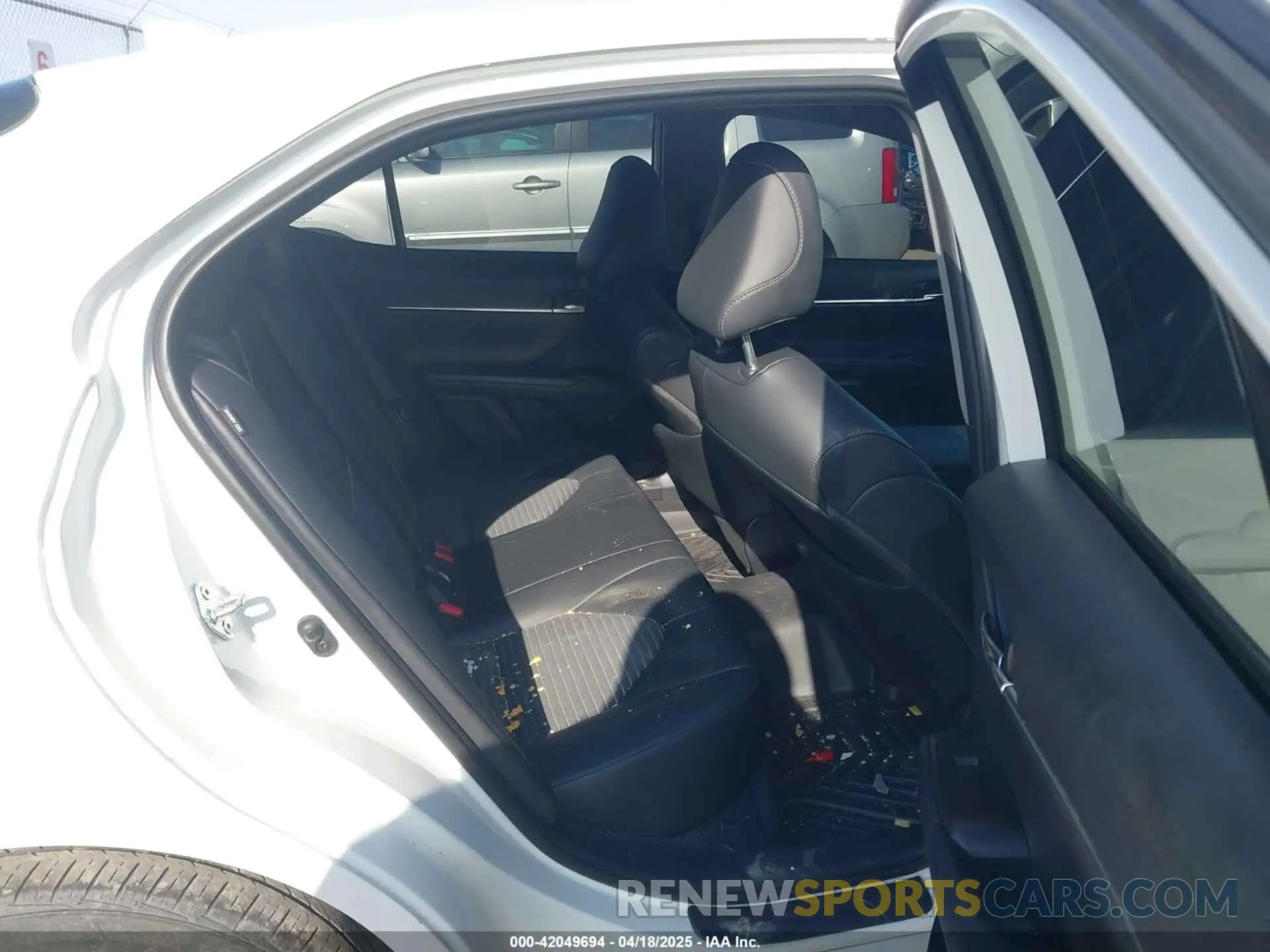 8 fotografías del automóvil dañado 4T1G11AK8RU238682 TOYOTA CAMRY 2024