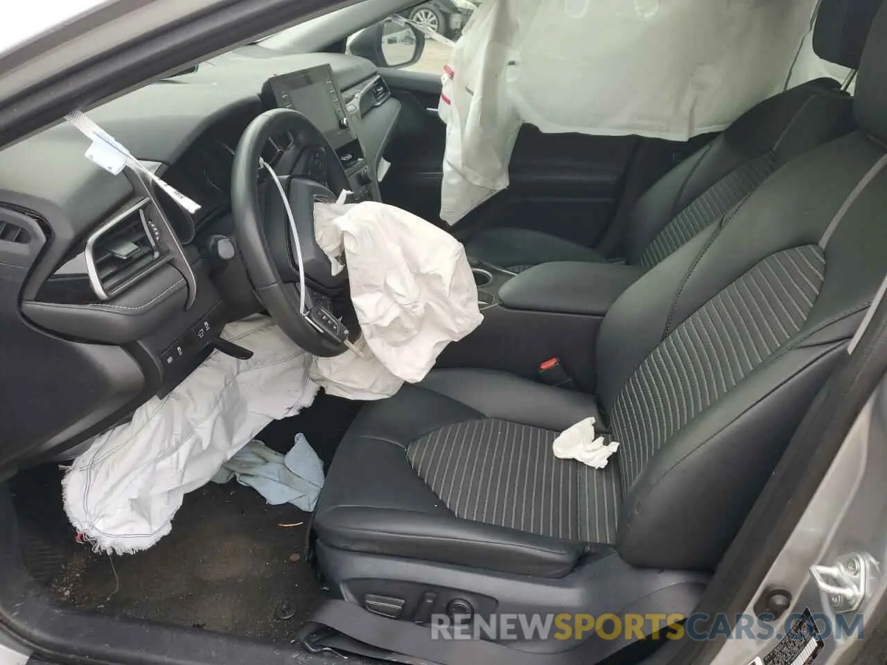 7 fotografías del automóvil dañado 4T1G11AK8RU850042 TOYOTA CAMRY 2024