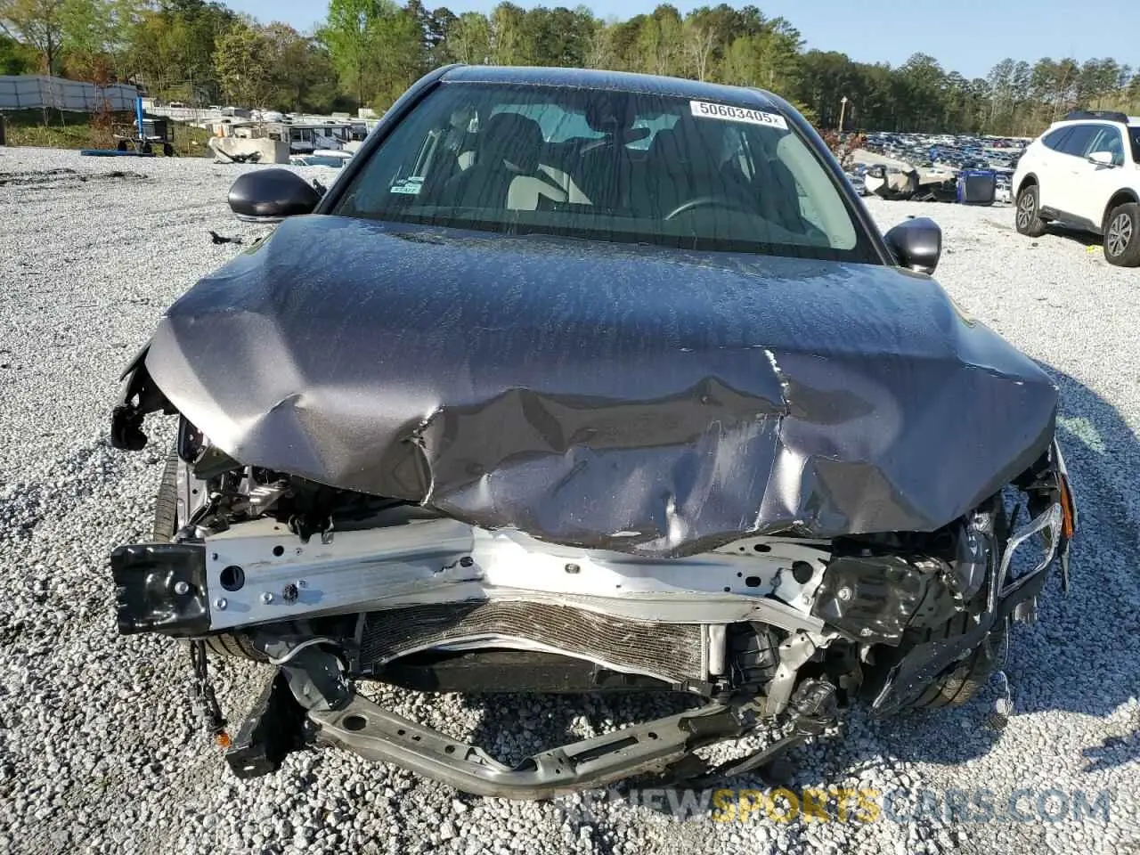 5 fotografías del automóvil dañado 4T1G11AK8RU852485 TOYOTA CAMRY 2024