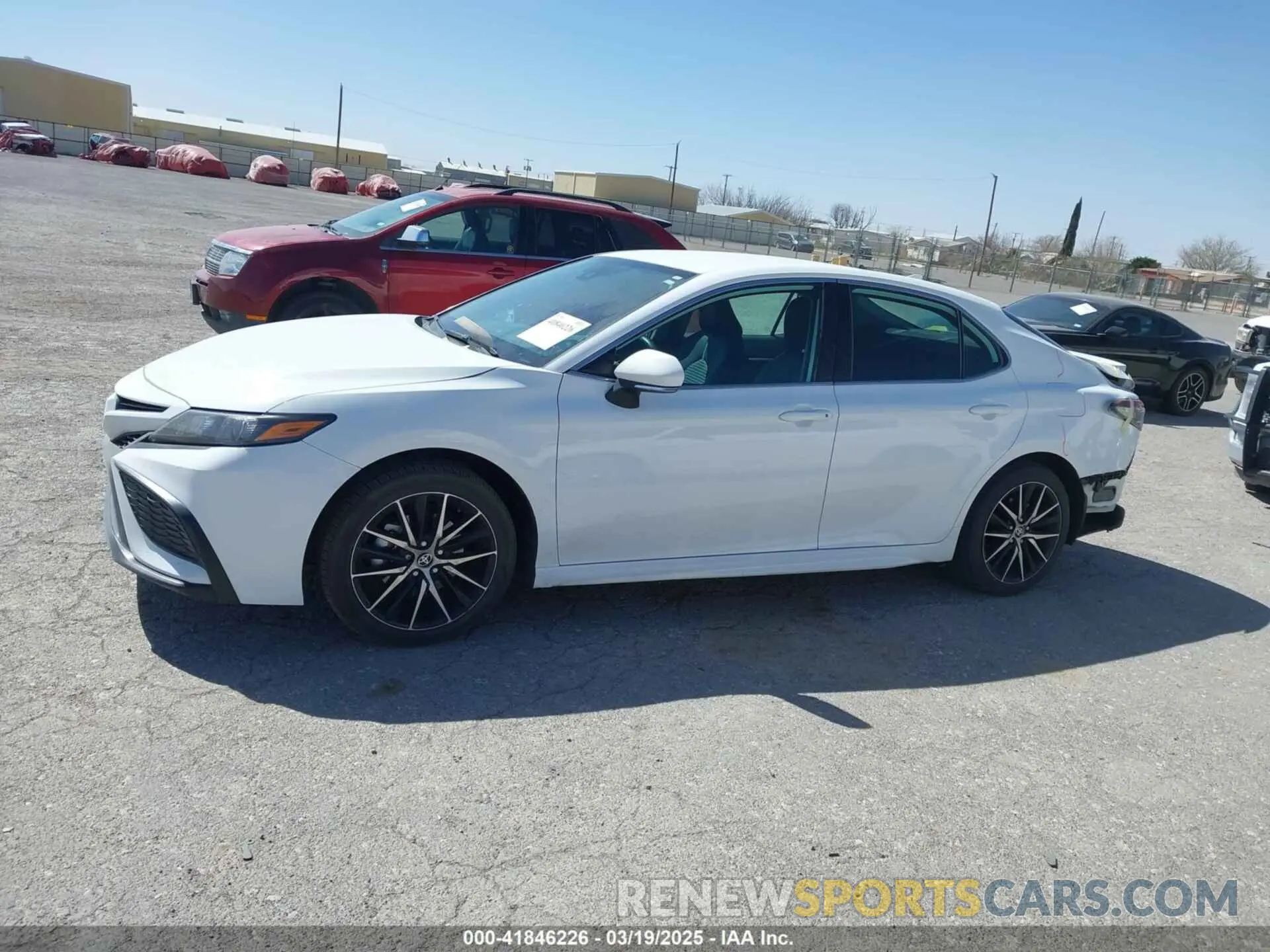 14 fotografías del automóvil dañado 4T1G11AK8RU860358 TOYOTA CAMRY 2024
