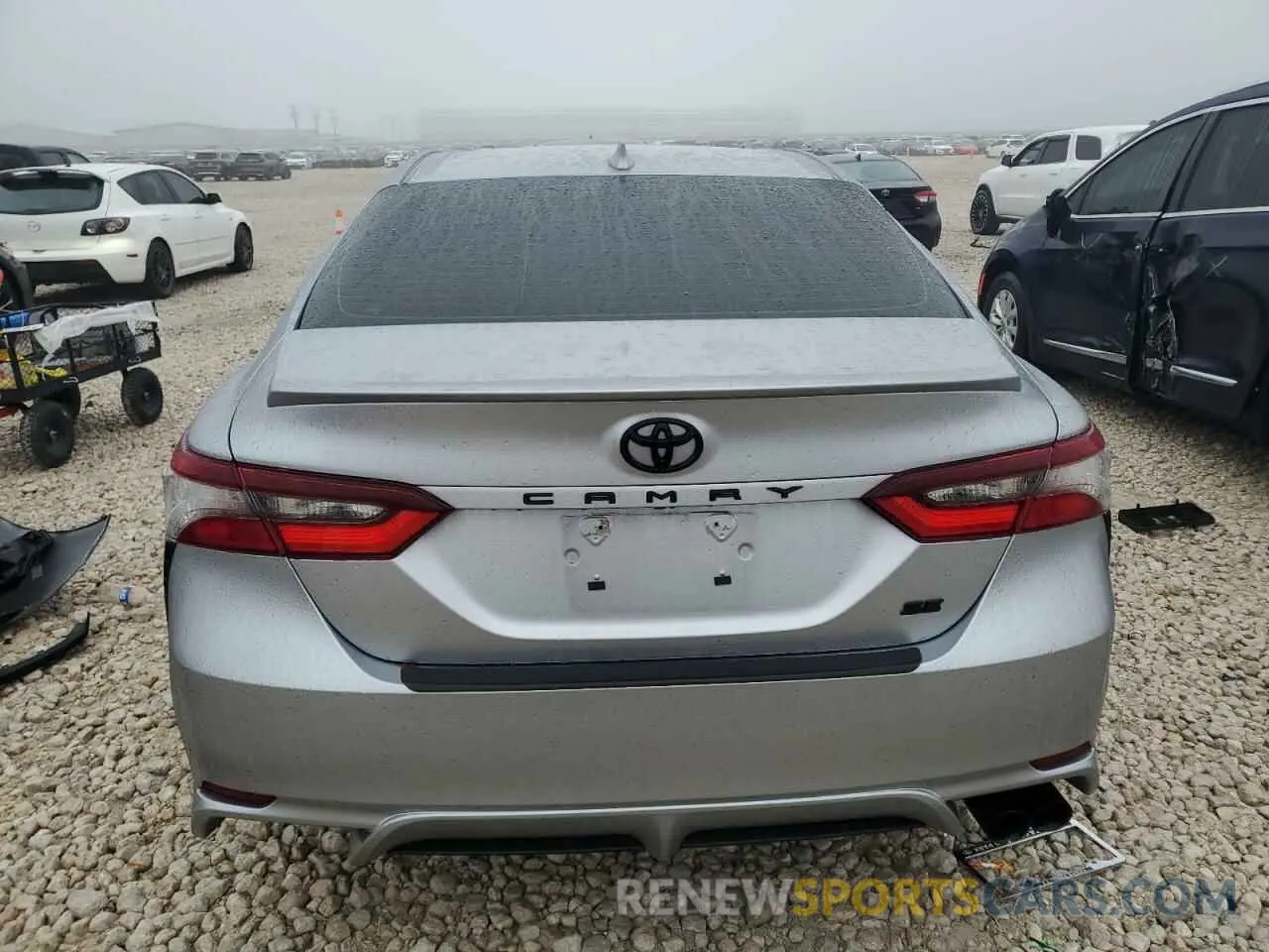 6 fotografías del automóvil dañado 4T1G11AK8RU883932 TOYOTA CAMRY 2024