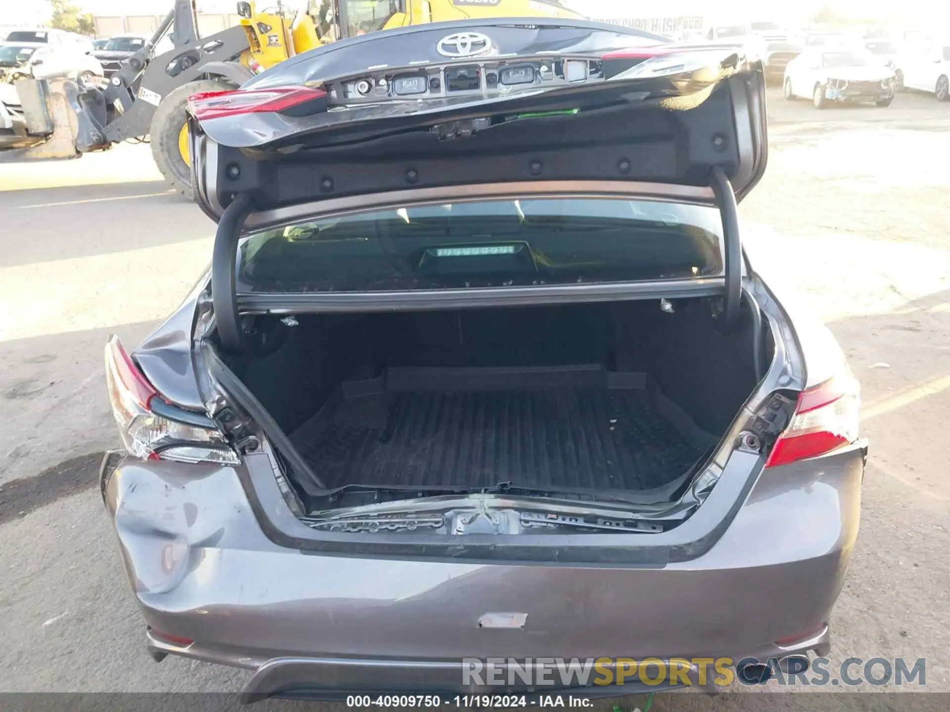 6 fotografías del automóvil dañado 4T1G11AK8RU887561 TOYOTA CAMRY 2024