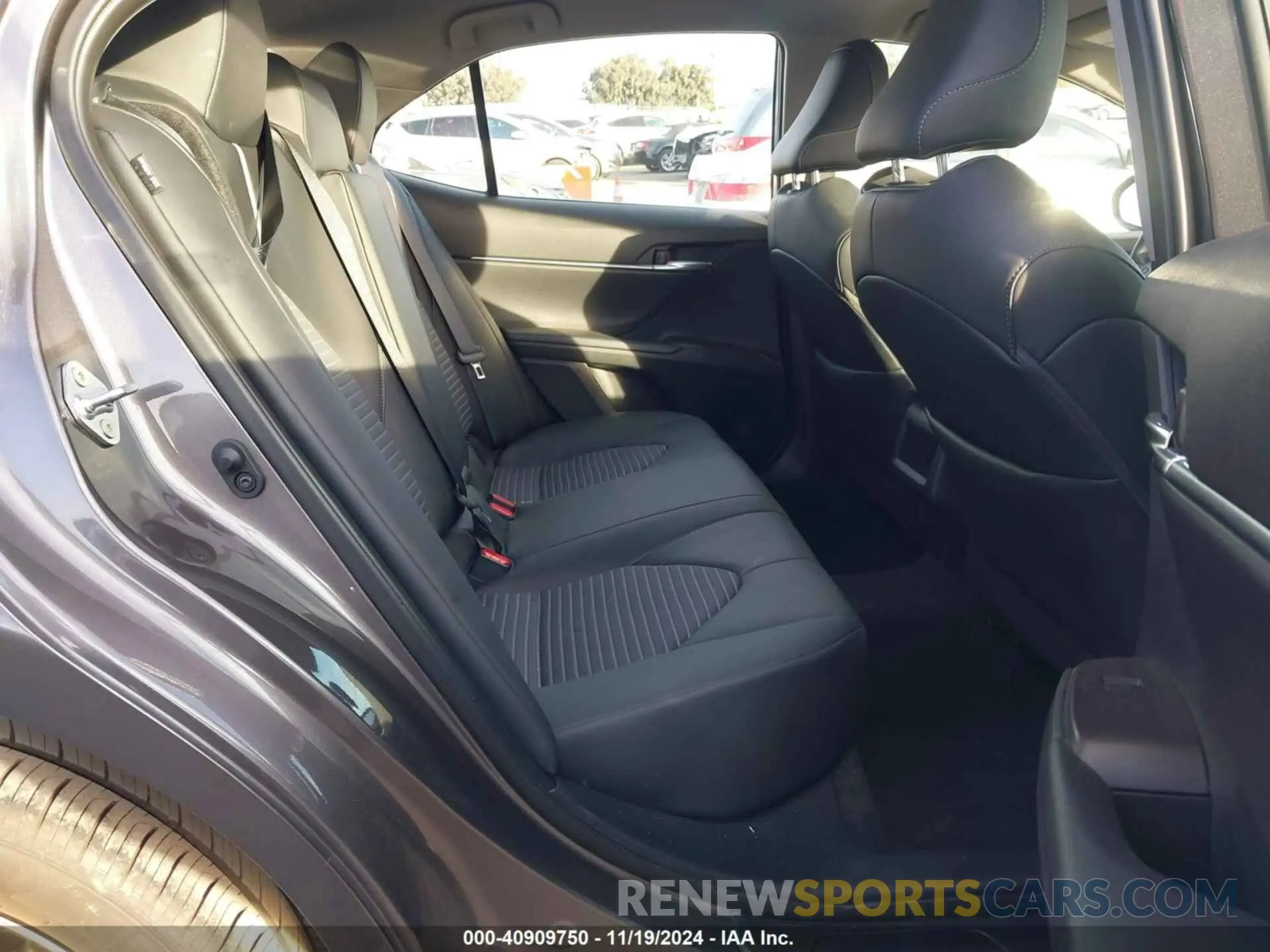 8 fotografías del automóvil dañado 4T1G11AK8RU887561 TOYOTA CAMRY 2024