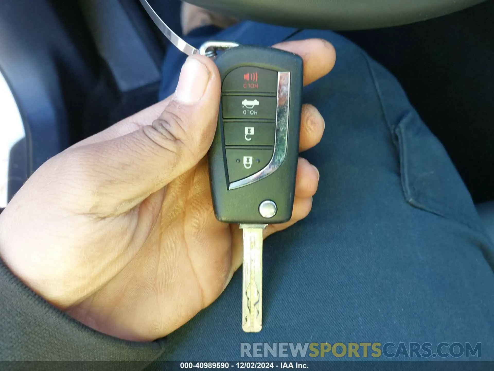 11 fotografías del automóvil dañado 4T1G11AK8RU895319 TOYOTA CAMRY 2024