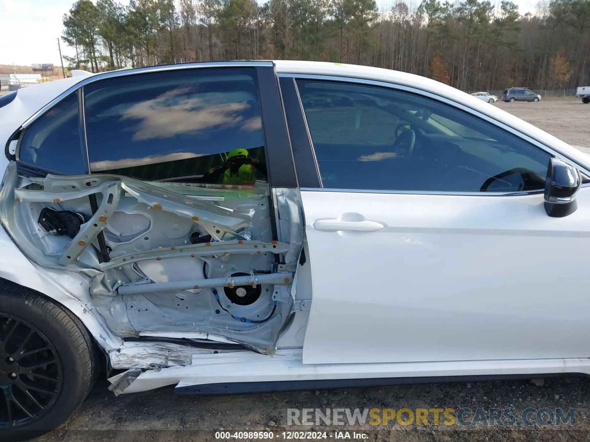 13 fotografías del automóvil dañado 4T1G11AK8RU895319 TOYOTA CAMRY 2024