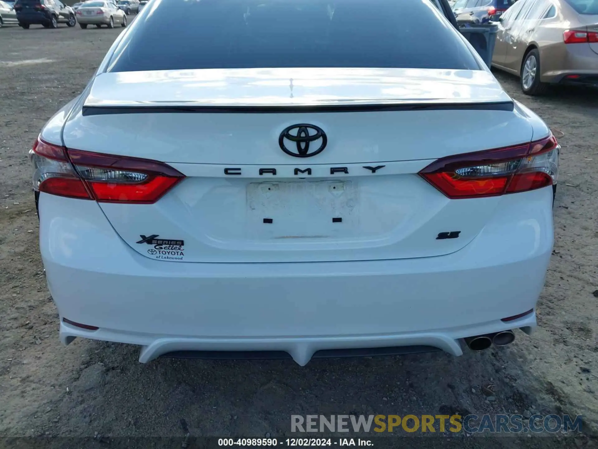 16 fotografías del automóvil dañado 4T1G11AK8RU895319 TOYOTA CAMRY 2024