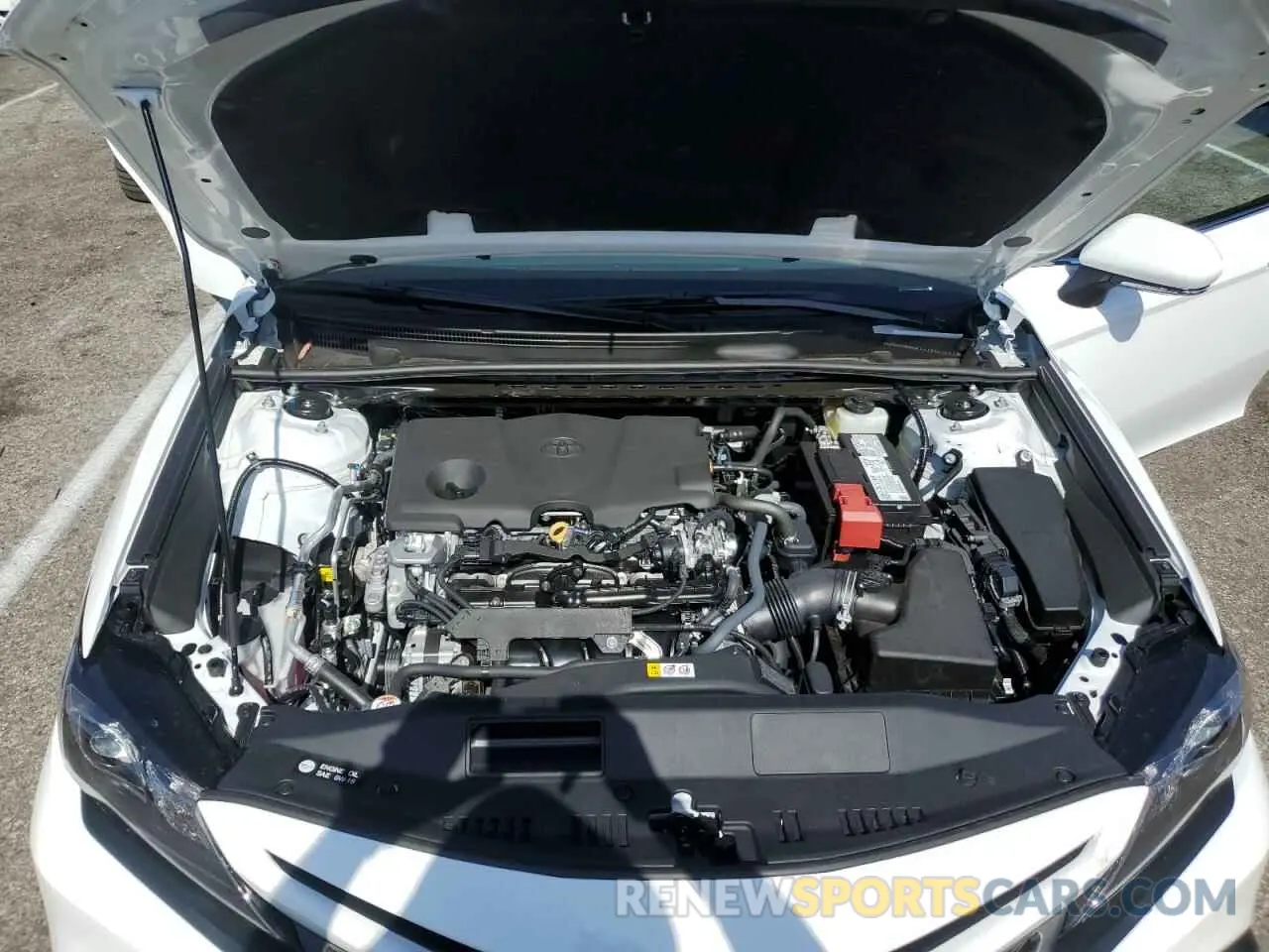 11 fotografías del automóvil dañado 4T1G11AK8RU909378 TOYOTA CAMRY 2024