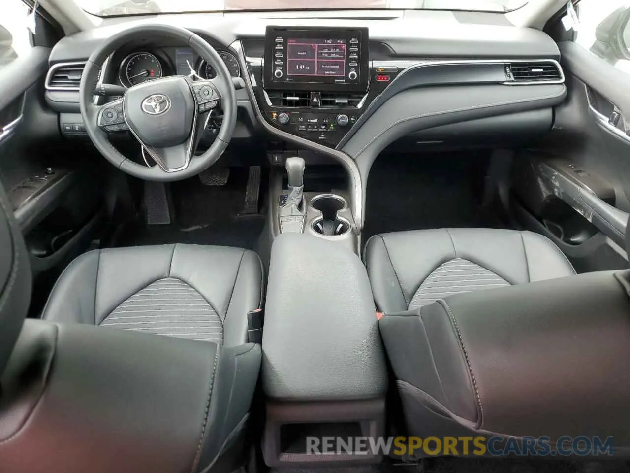 8 fotografías del automóvil dañado 4T1G11AK8RU911888 TOYOTA CAMRY 2024