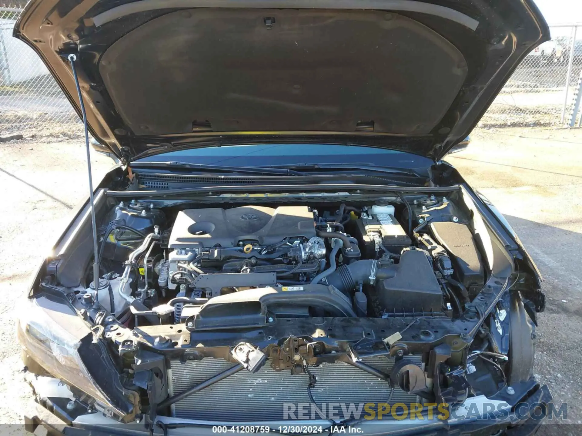 10 fotografías del automóvil dañado 4T1G11AK9RU243308 TOYOTA CAMRY 2024