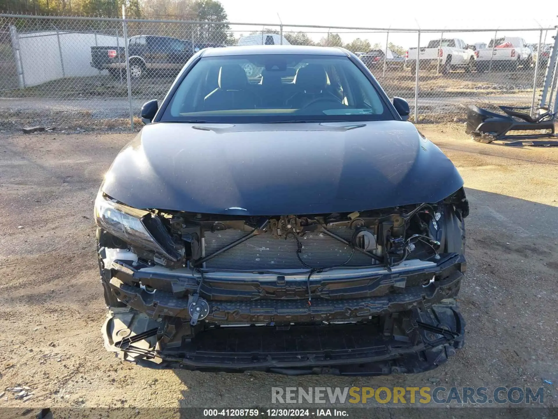 13 fotografías del automóvil dañado 4T1G11AK9RU243308 TOYOTA CAMRY 2024
