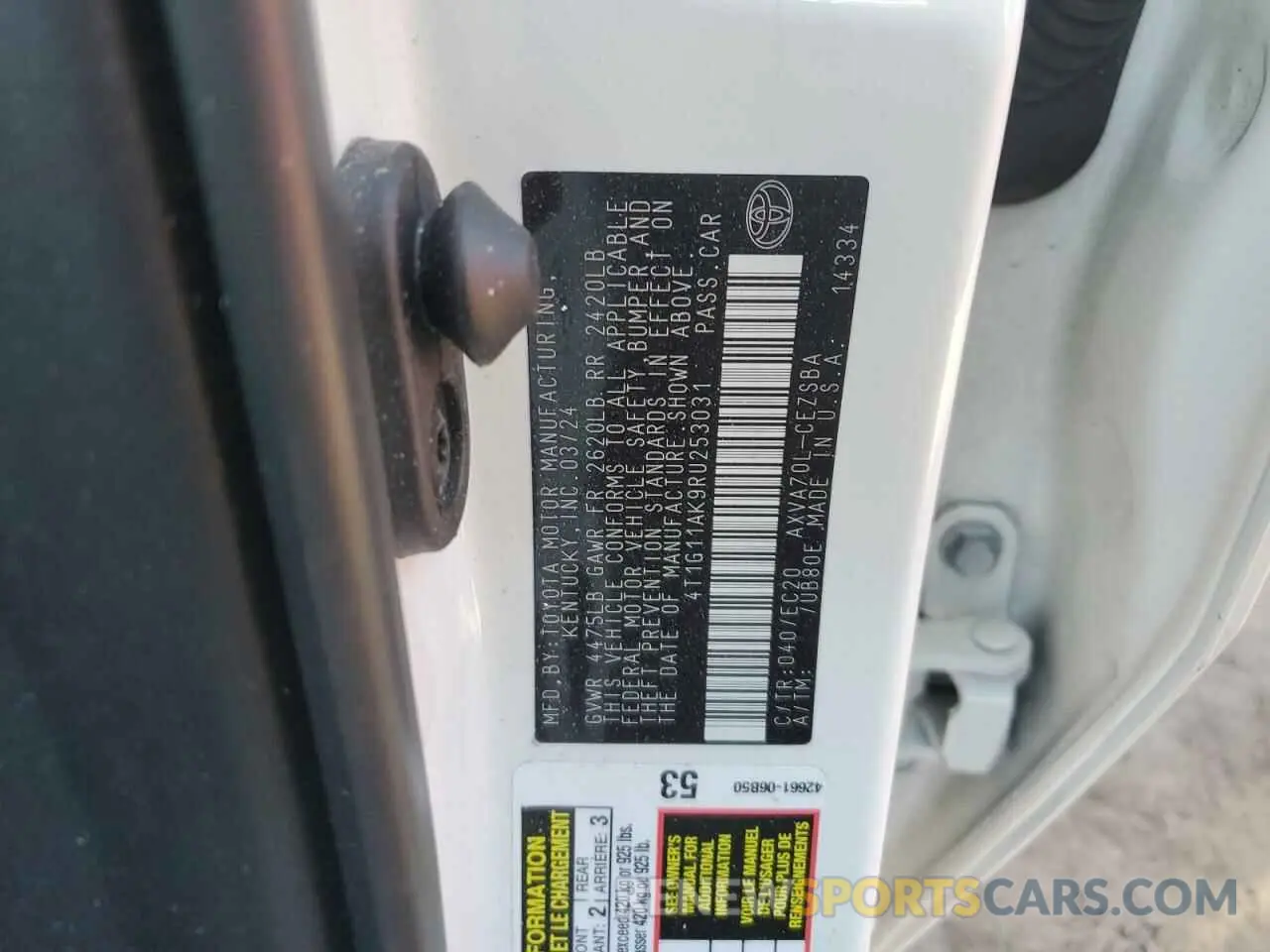13 fotografías del automóvil dañado 4T1G11AK9RU253031 TOYOTA CAMRY 2024