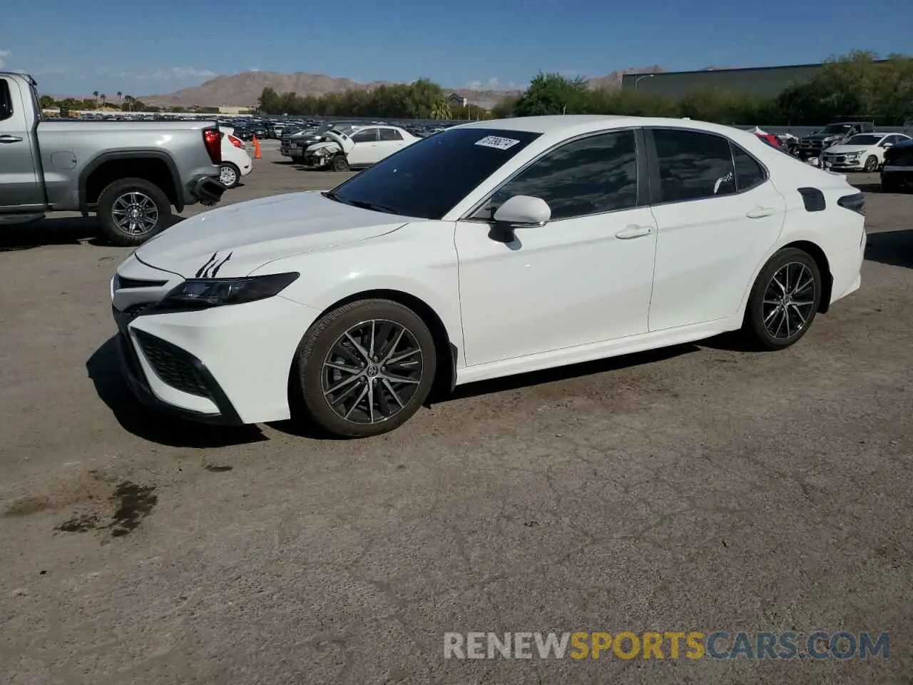 1 fotografías del automóvil dañado 4T1G11AK9RU841690 TOYOTA CAMRY 2024