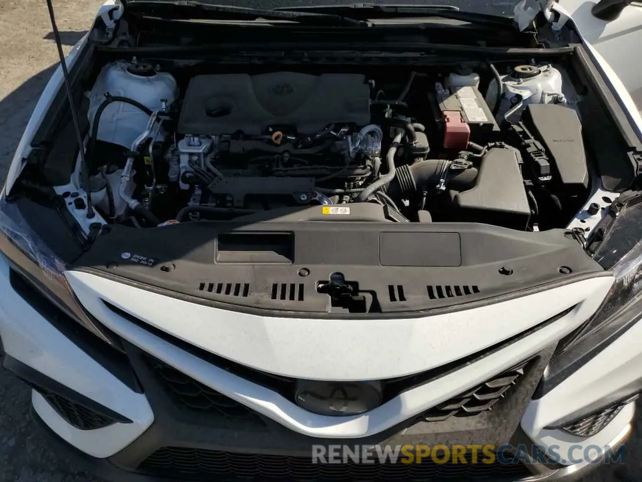 11 fotografías del automóvil dañado 4T1G11AK9RU841690 TOYOTA CAMRY 2024
