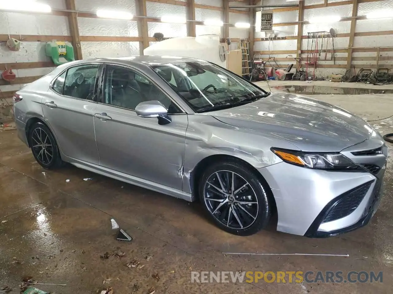 4 fotografías del automóvil dañado 4T1G11AK9RU855489 TOYOTA CAMRY 2024