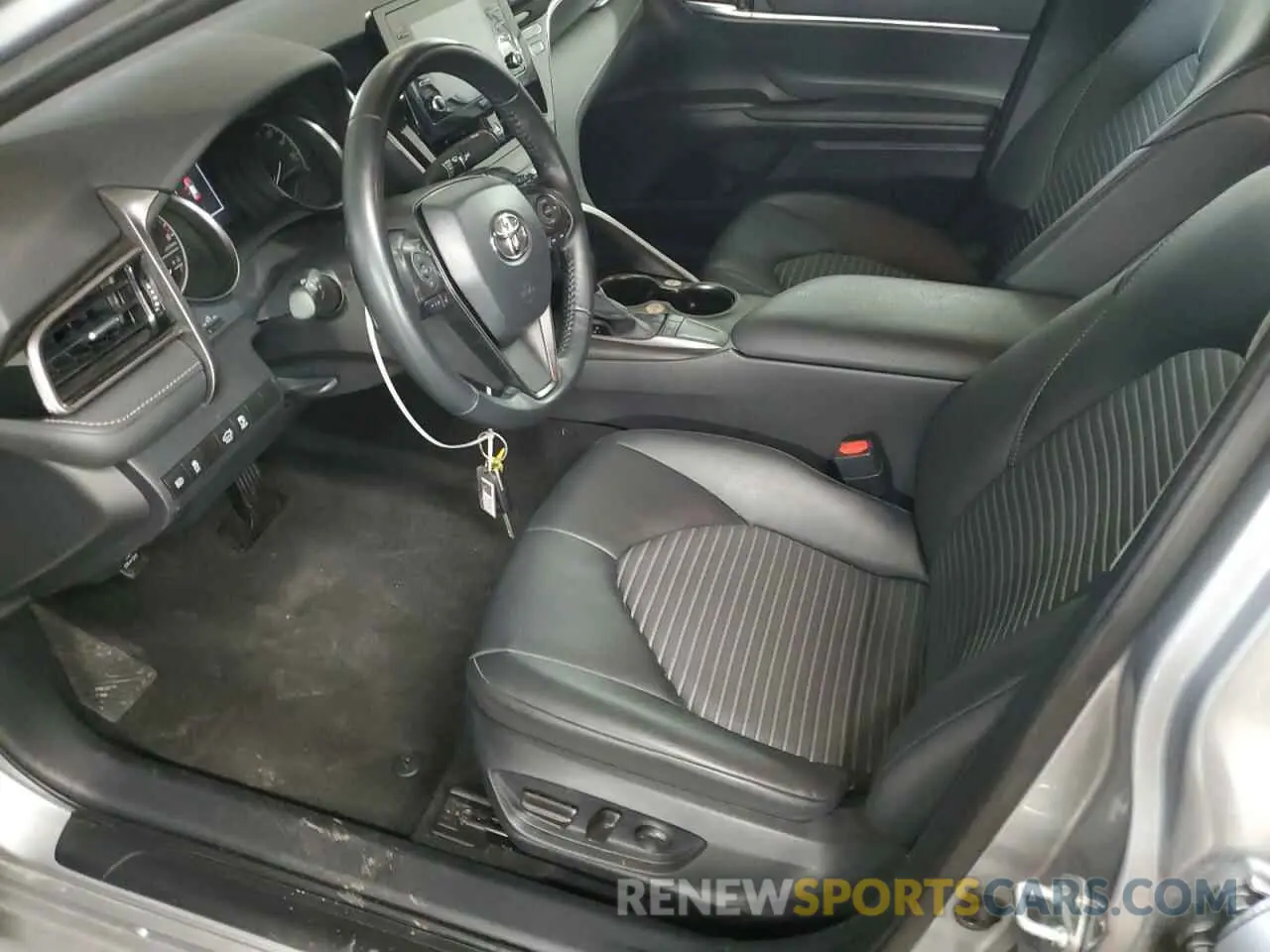 7 fotografías del automóvil dañado 4T1G11AK9RU855489 TOYOTA CAMRY 2024