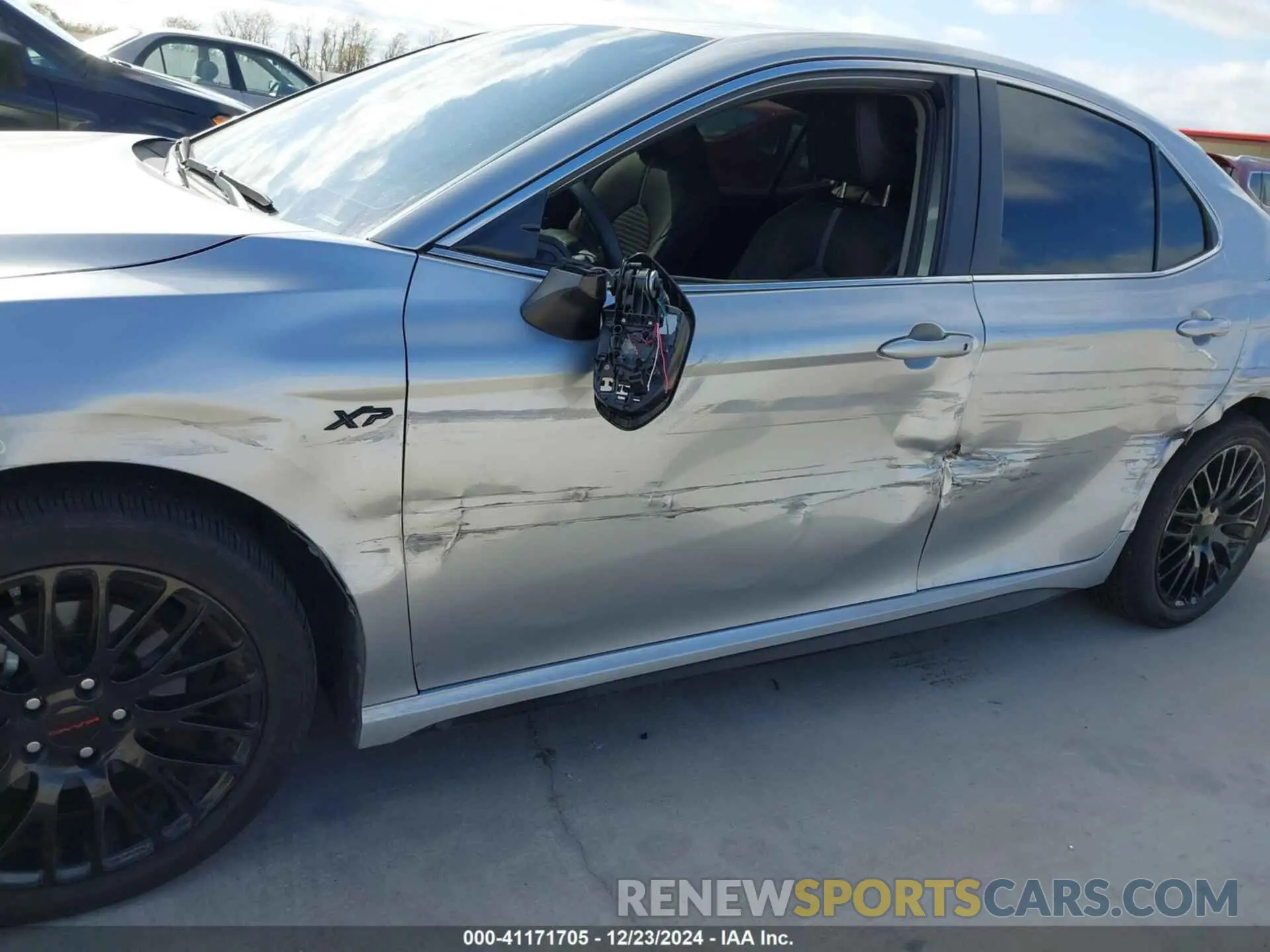 6 fotografías del automóvil dañado 4T1G11AK9RU883163 TOYOTA CAMRY 2024