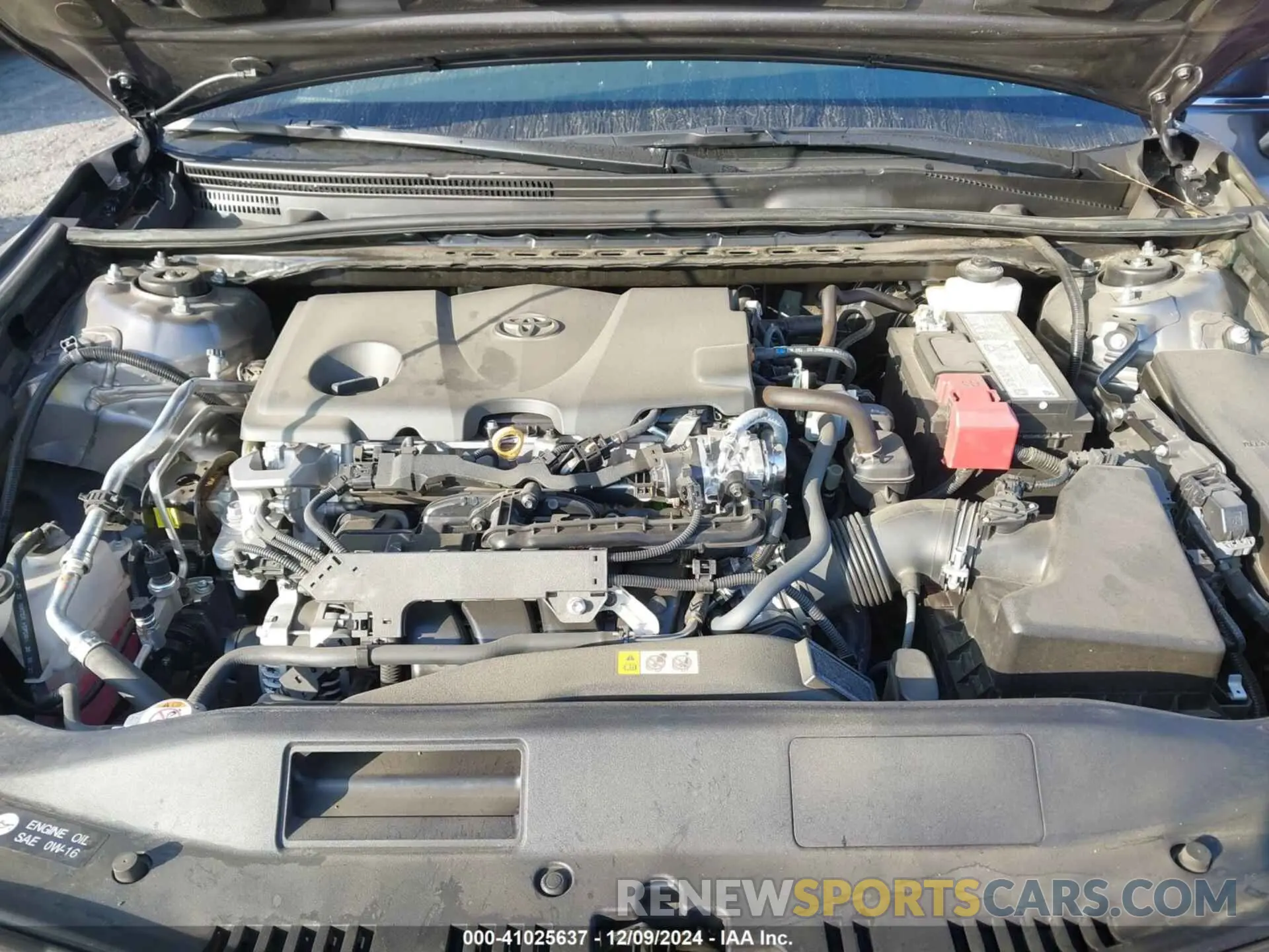 10 fotografías del automóvil dañado 4T1G11AK9RU883843 TOYOTA CAMRY 2024