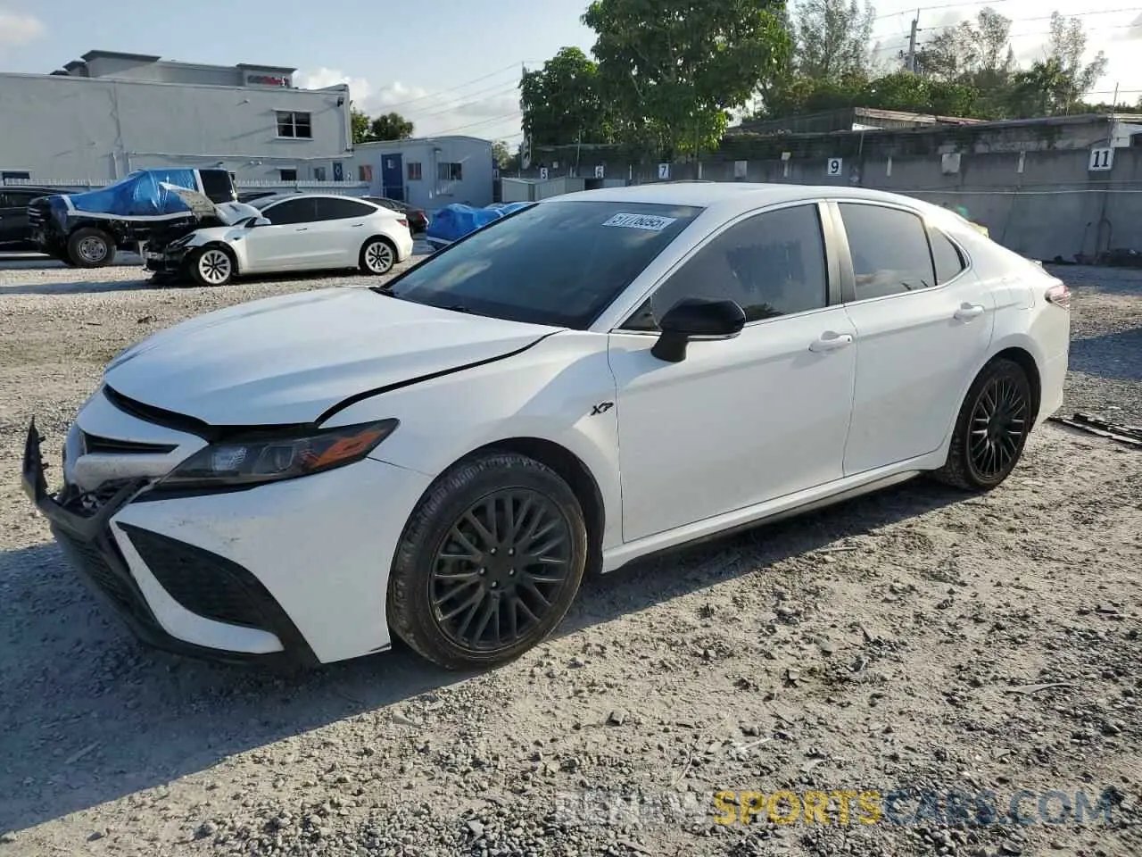 1 fotografías del automóvil dañado 4T1G11AKXRU213539 TOYOTA CAMRY 2024