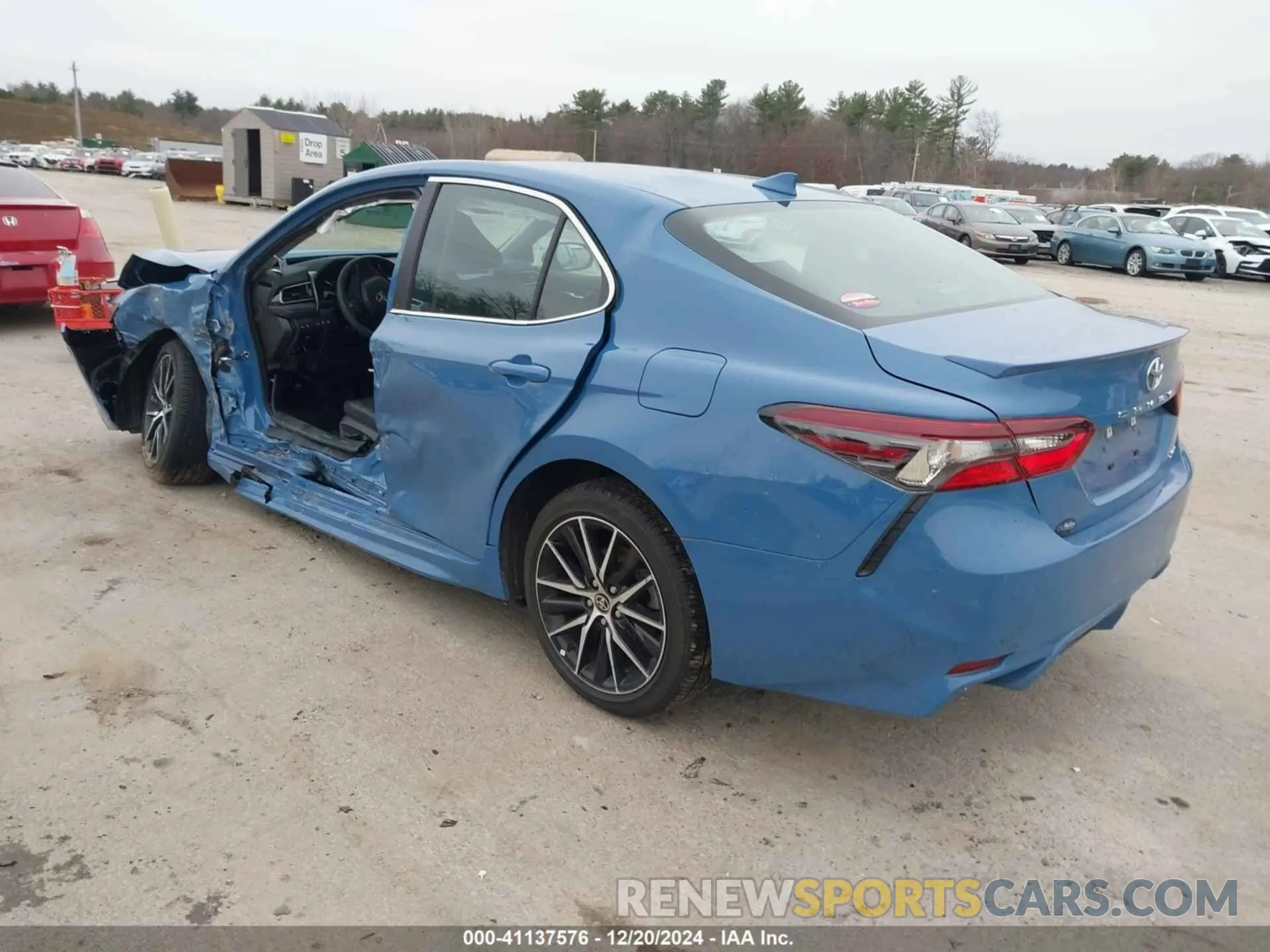 3 fotografías del automóvil dañado 4T1G11AKXRU218384 TOYOTA CAMRY 2024
