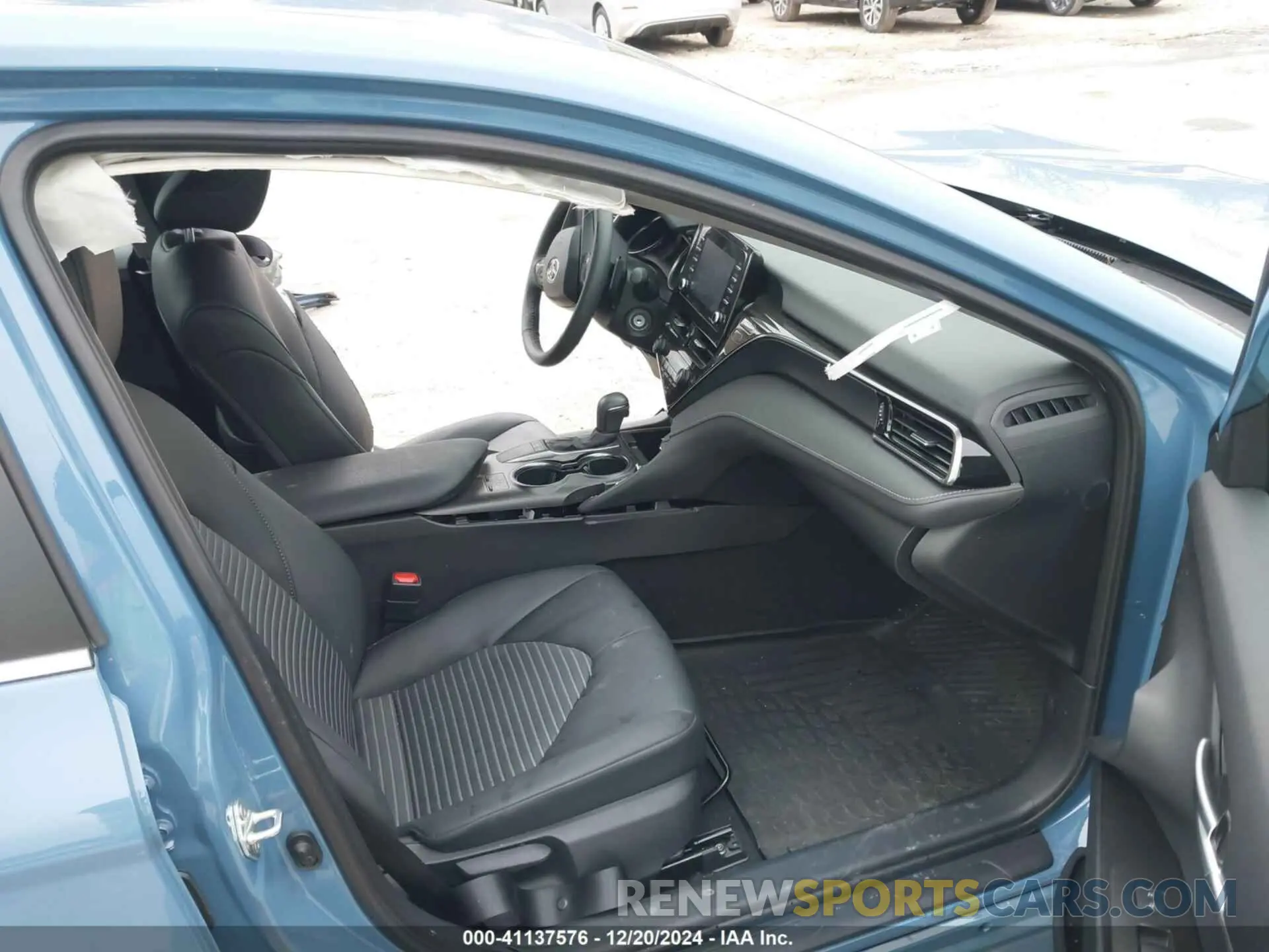 5 fotografías del automóvil dañado 4T1G11AKXRU218384 TOYOTA CAMRY 2024