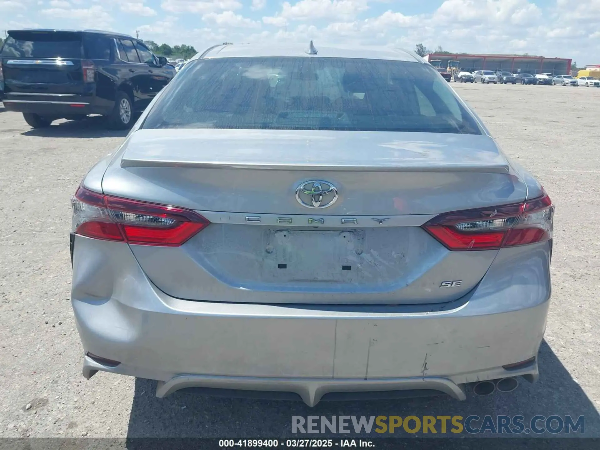 16 fotografías del automóvil dañado 4T1G11AKXRU252227 TOYOTA CAMRY 2024