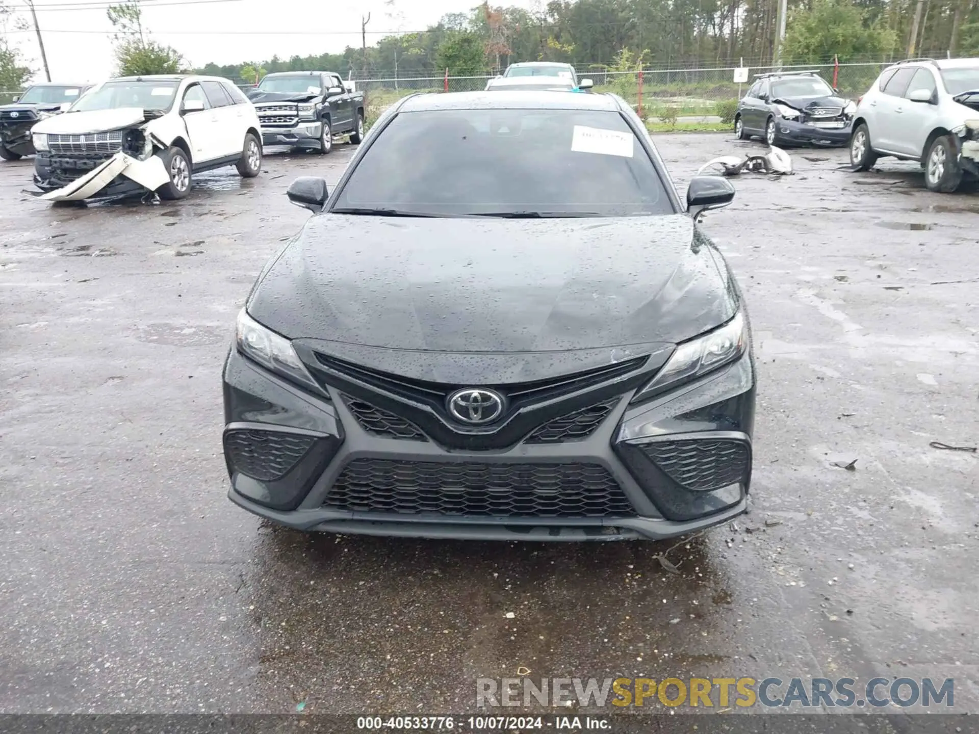 12 fotografías del automóvil dañado 4T1G11AKXRU887643 TOYOTA CAMRY 2024