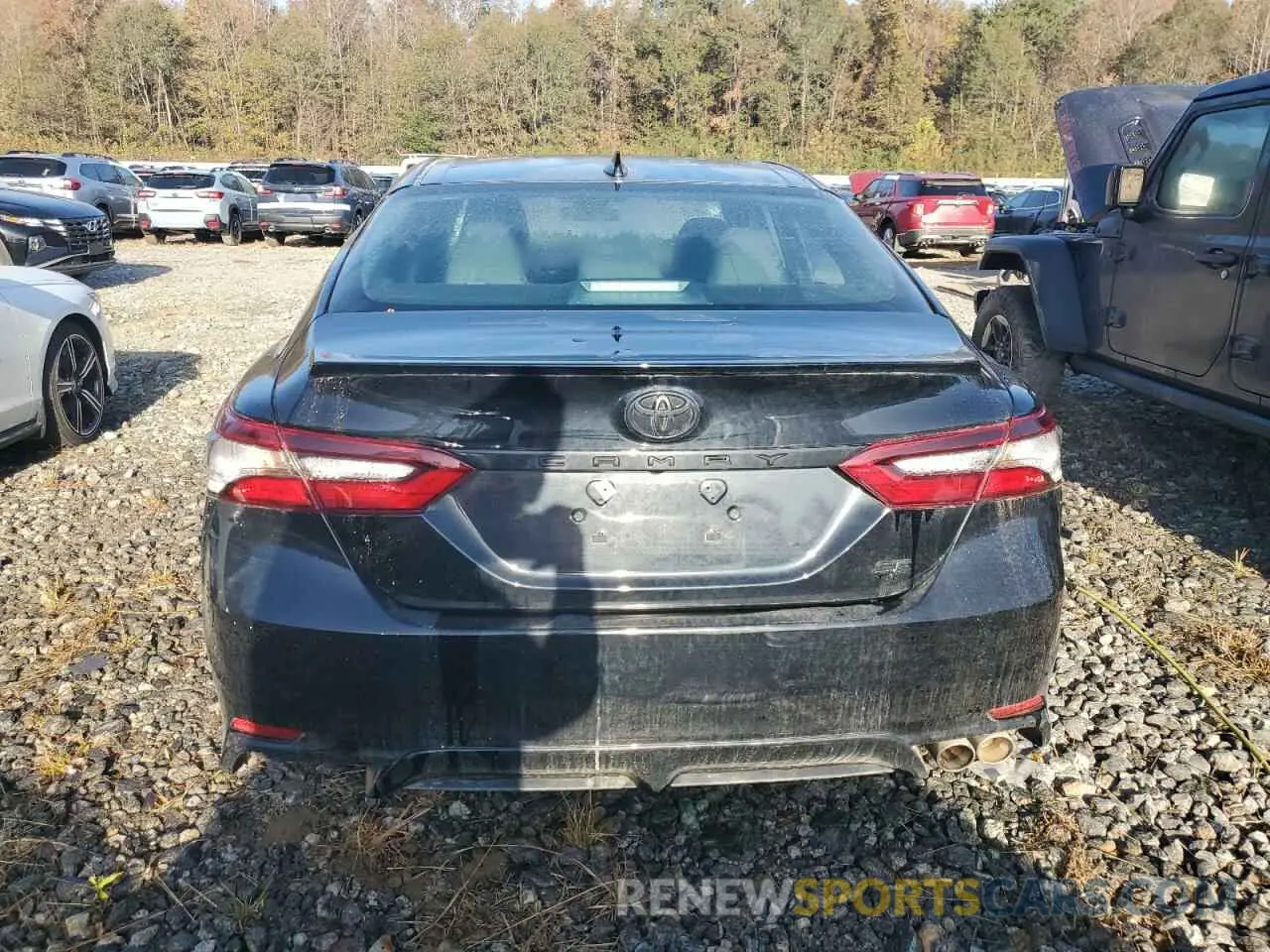 6 fotografías del automóvil dañado 4T1G11AKXRU895791 TOYOTA CAMRY 2024