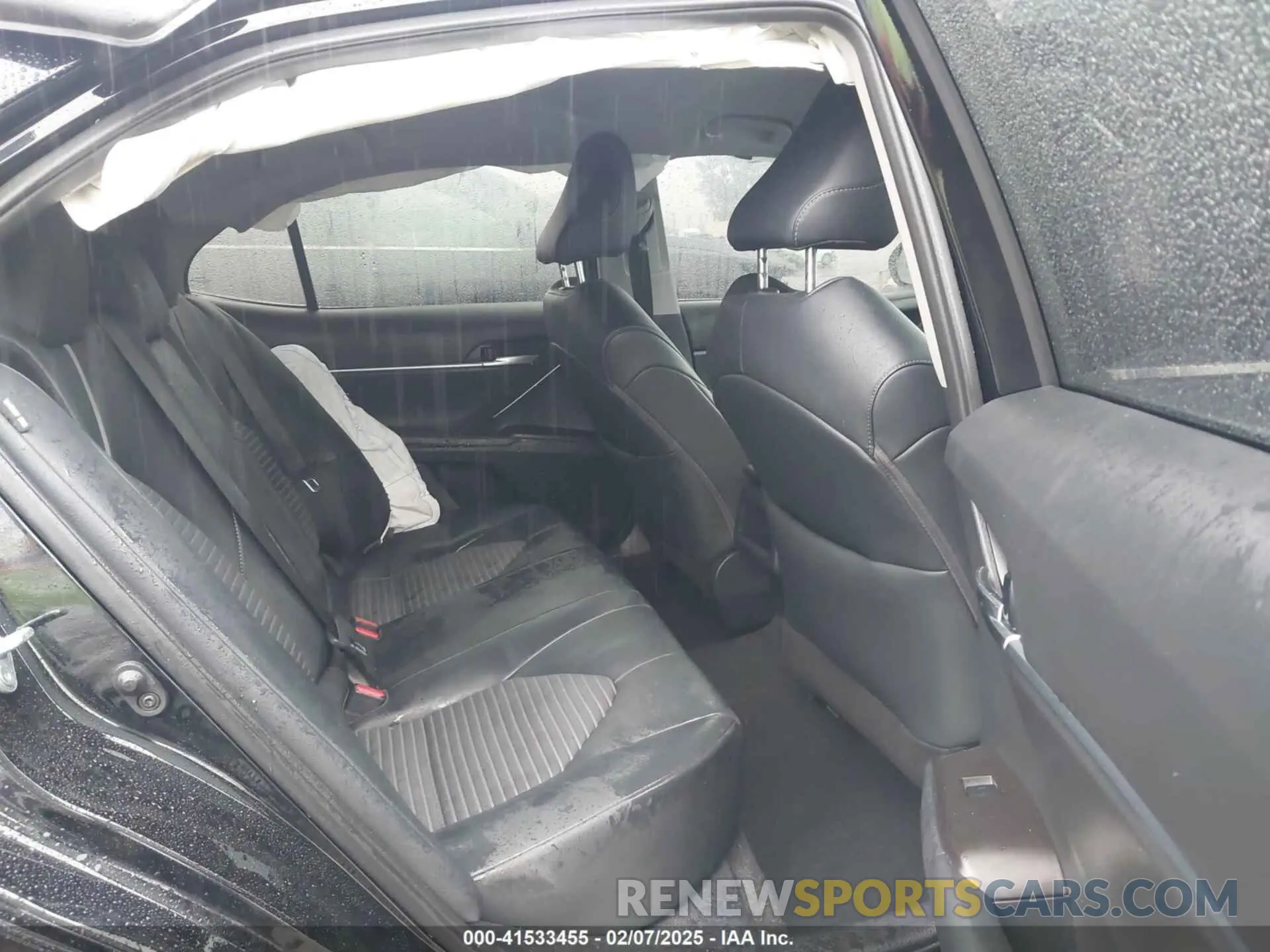 8 fotografías del automóvil dañado 4T1G11AKXRU921175 TOYOTA CAMRY 2024
