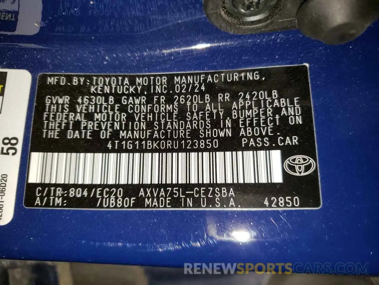 12 fotografías del automóvil dañado 4T1G11BK0RU123850 TOYOTA CAMRY 2024